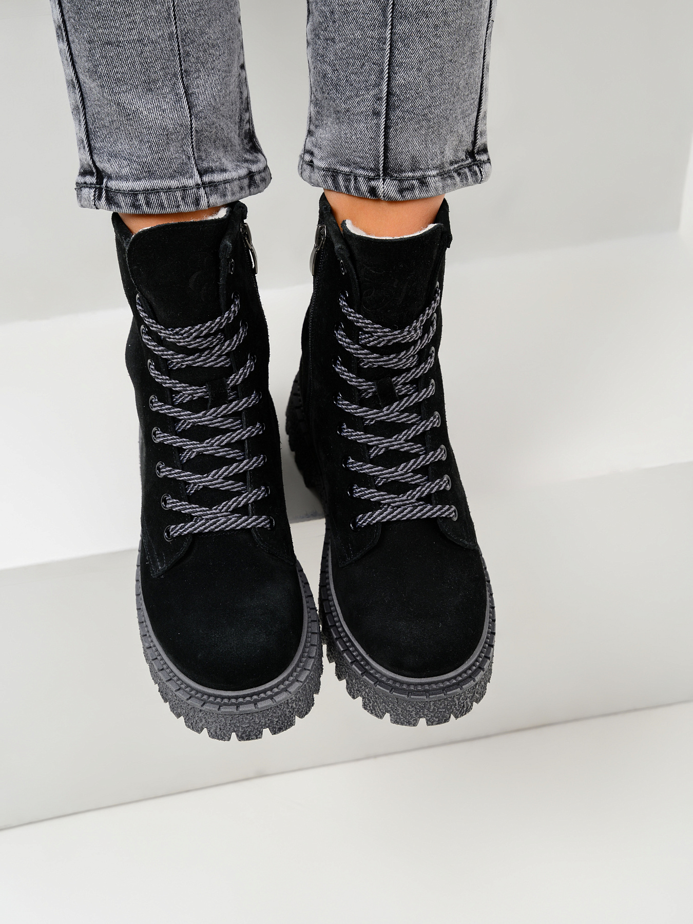 картинка Ботинки ED'ART 327.22511'gr. Черные замша от интернет магазина