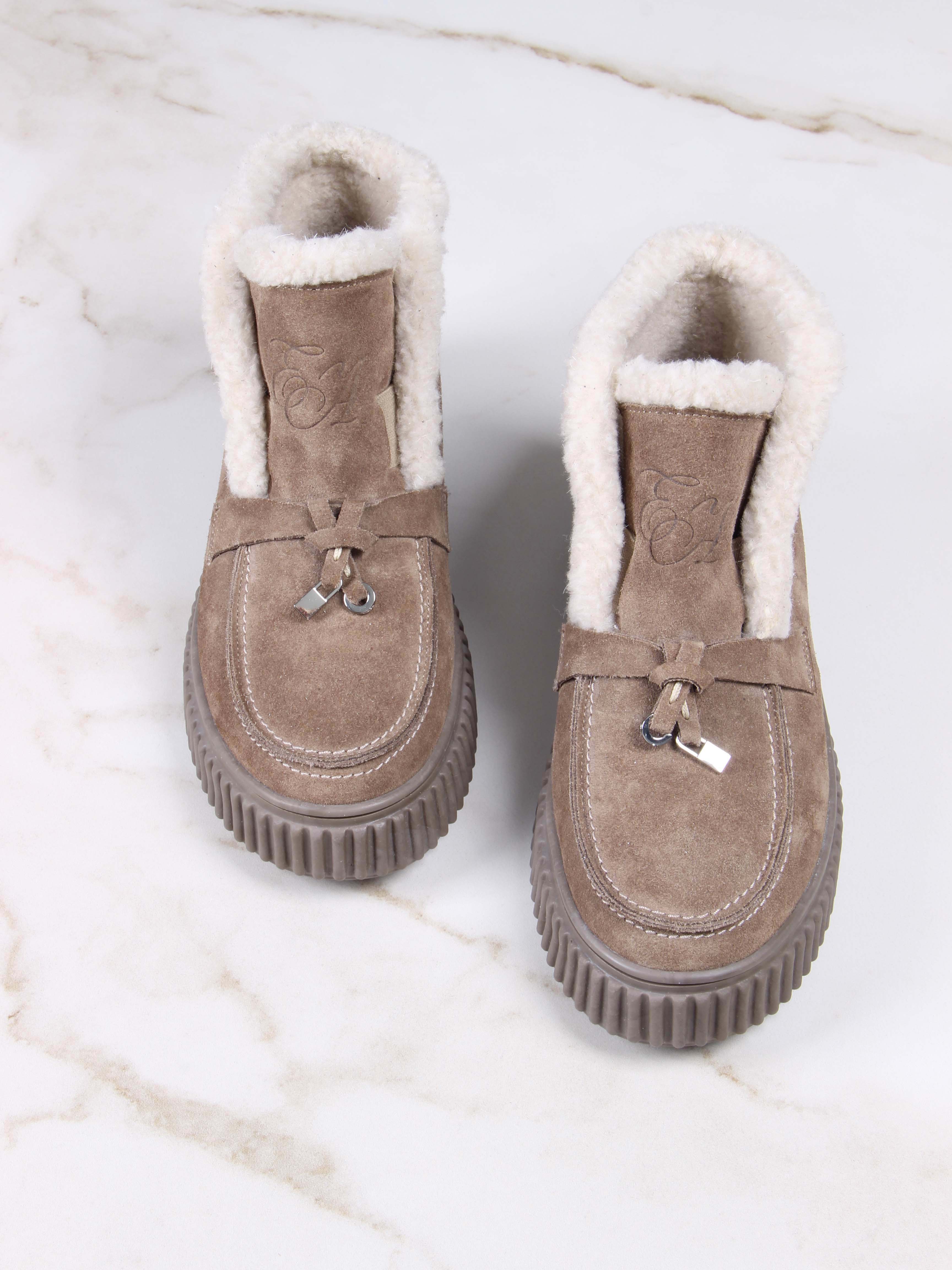 картинка Ботинки ED'ART 307.от11'br. коричневый капучино замша от интернет магазина