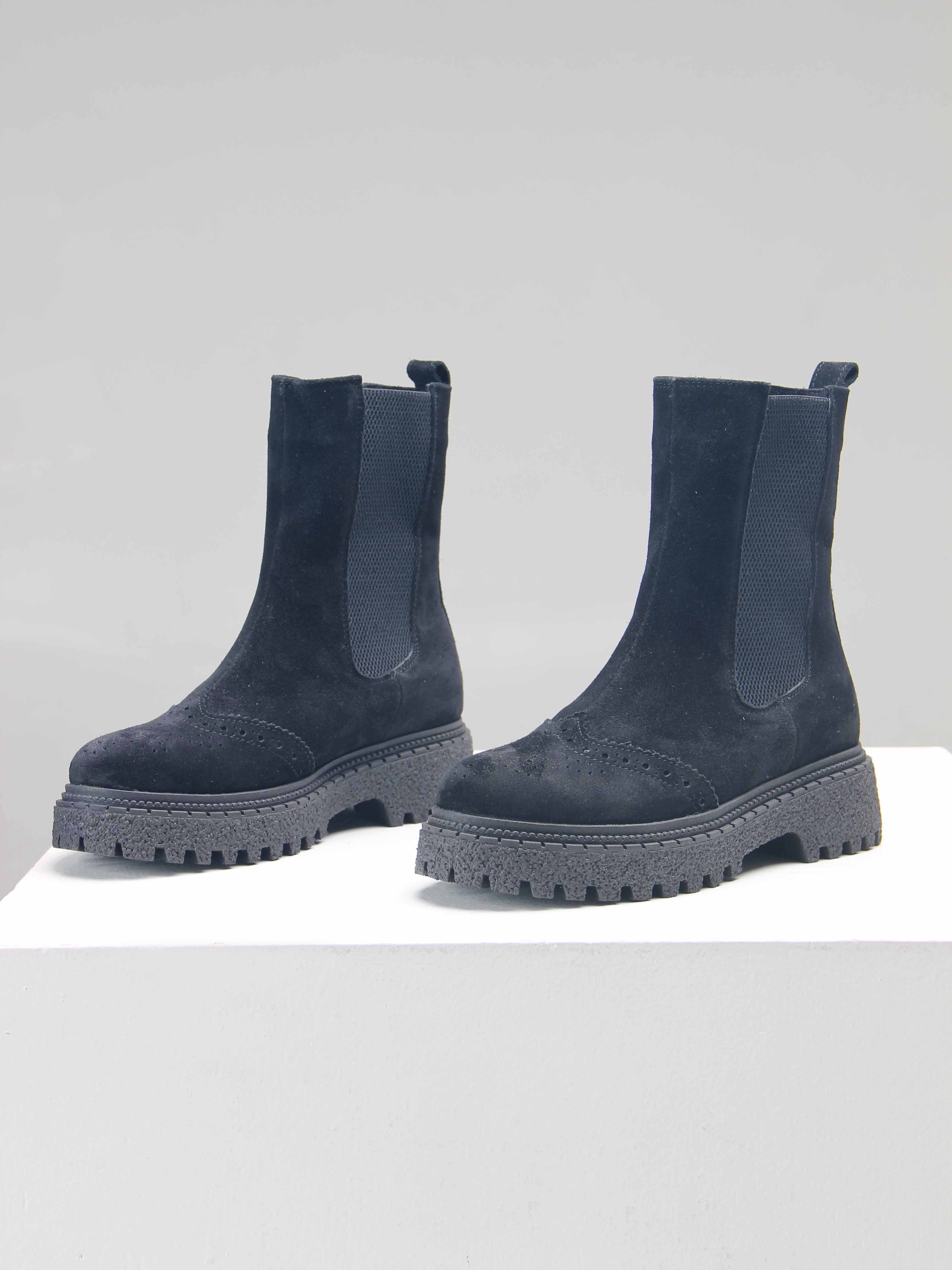 картинка Челси 360.P.asteria.bl черный замша от интернет магазина