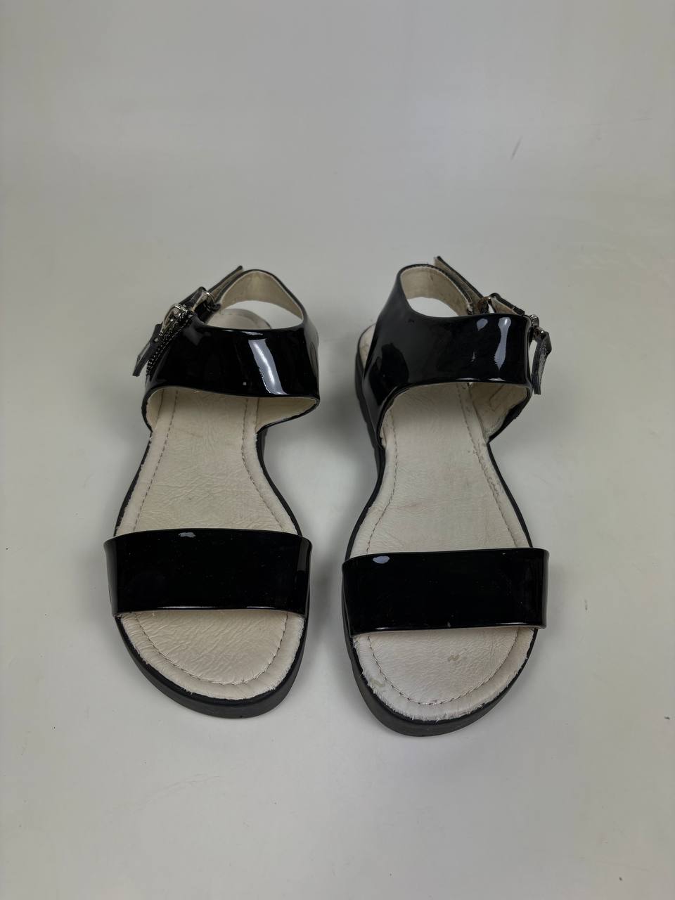 картинка Босоножки ED'ART 2020.115bl. Черный лак уценка от интернет магазина