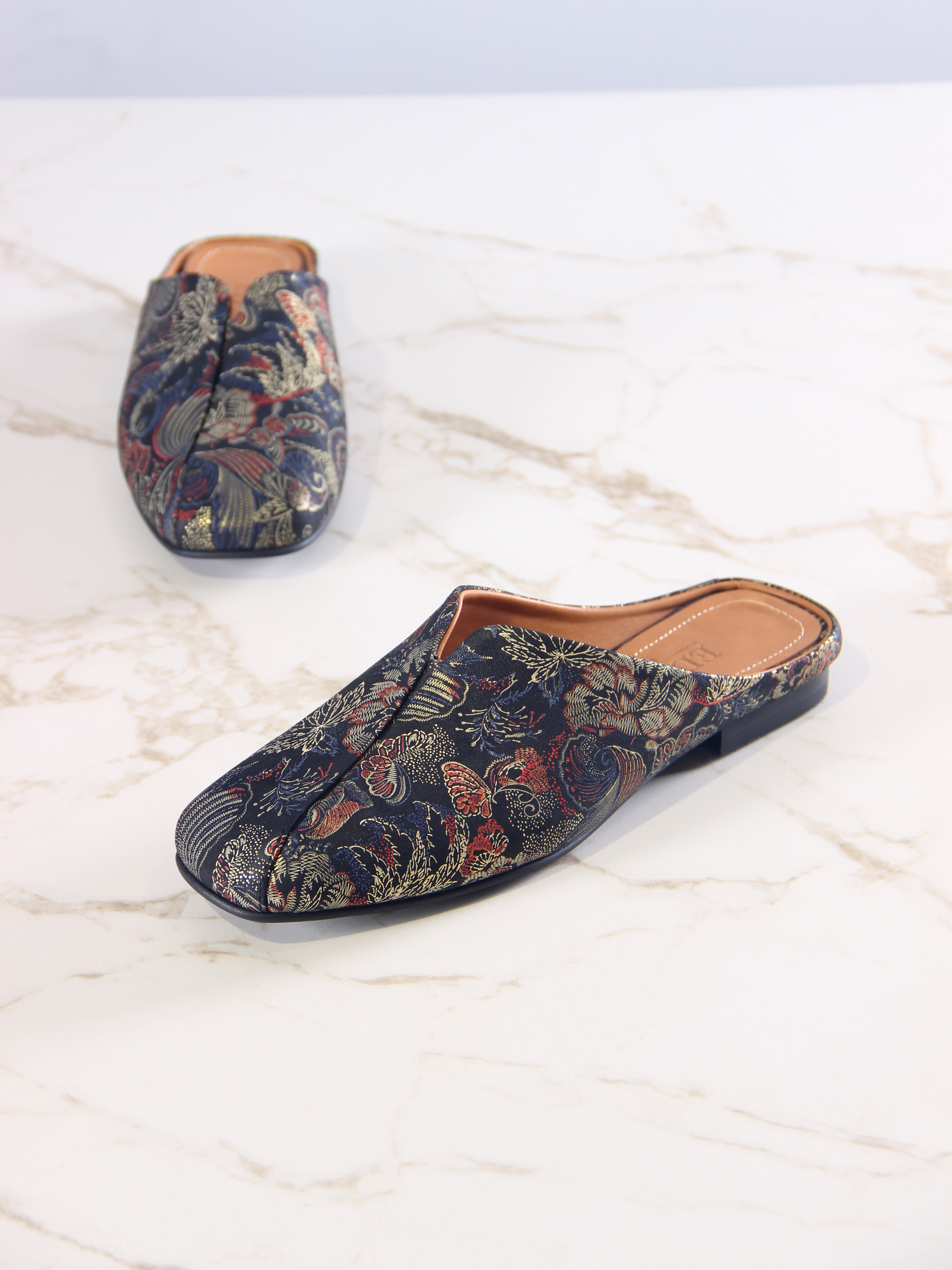 картинка Мюли ED'ART 1007.тунит205'bl. Черный феникс от интернет магазина