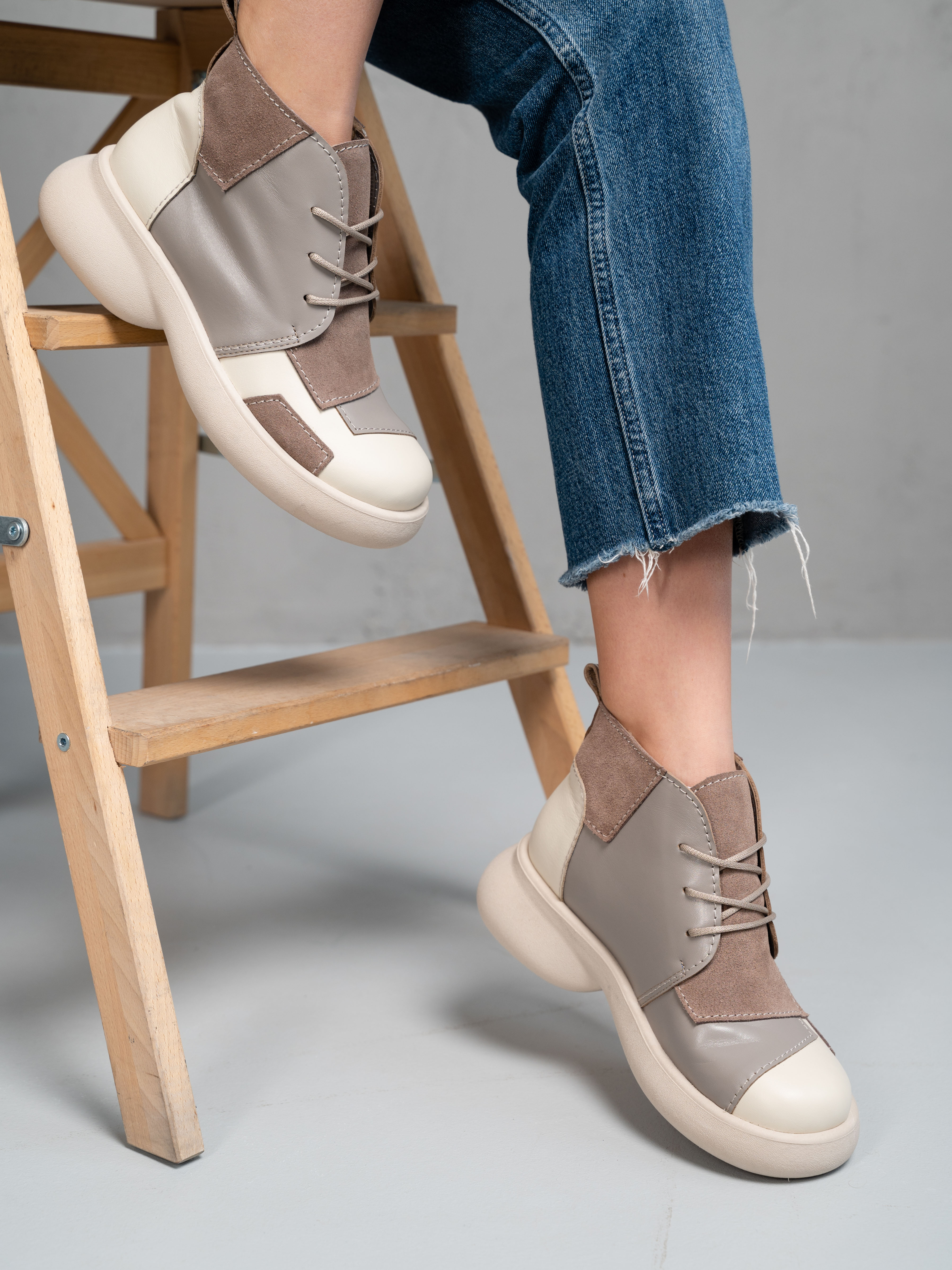 картинка Ботинки  ED'ART 305.927'be. бежевый латте капучино замша от интернет магазина