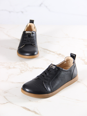 Кеды босоногие кожаные черные с перфорацией