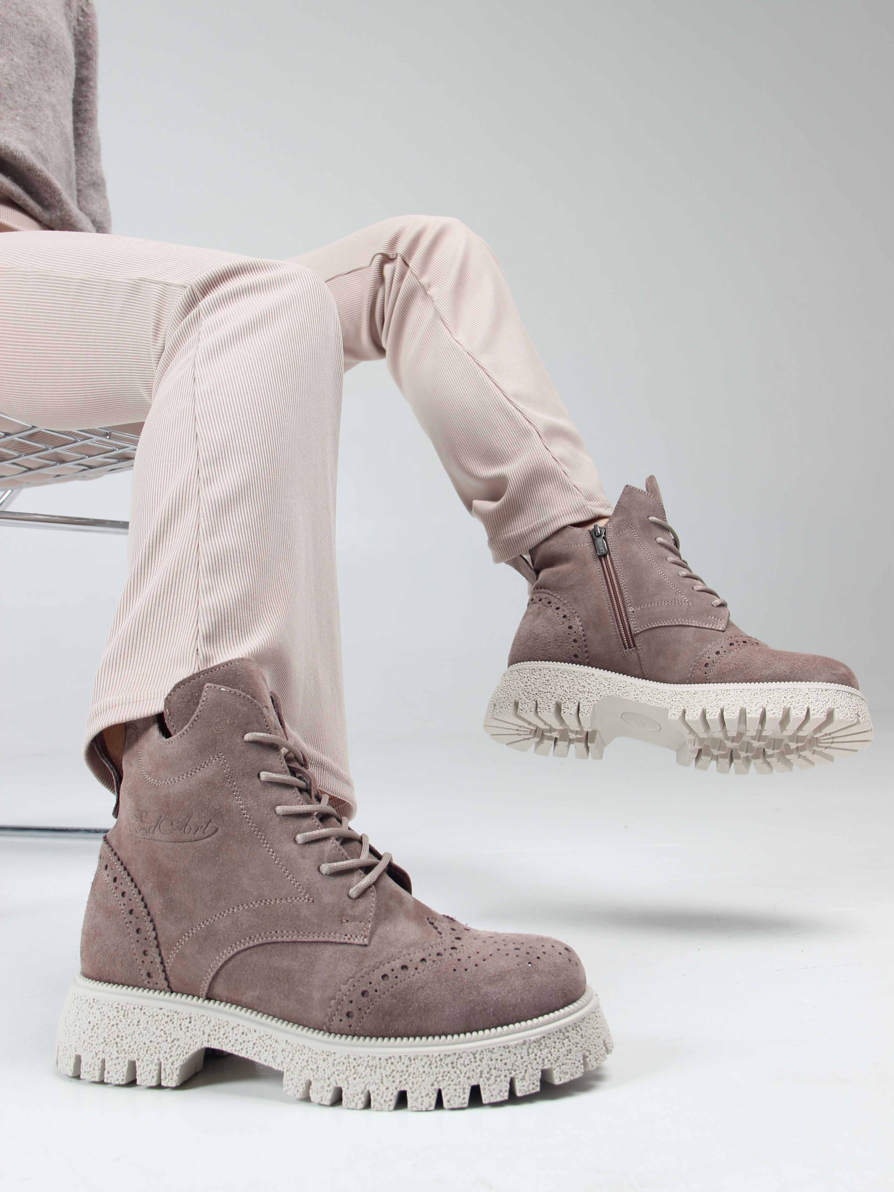 картинка Ботинки ED'ART 338.1541'be. капучино замша от интернет магазина