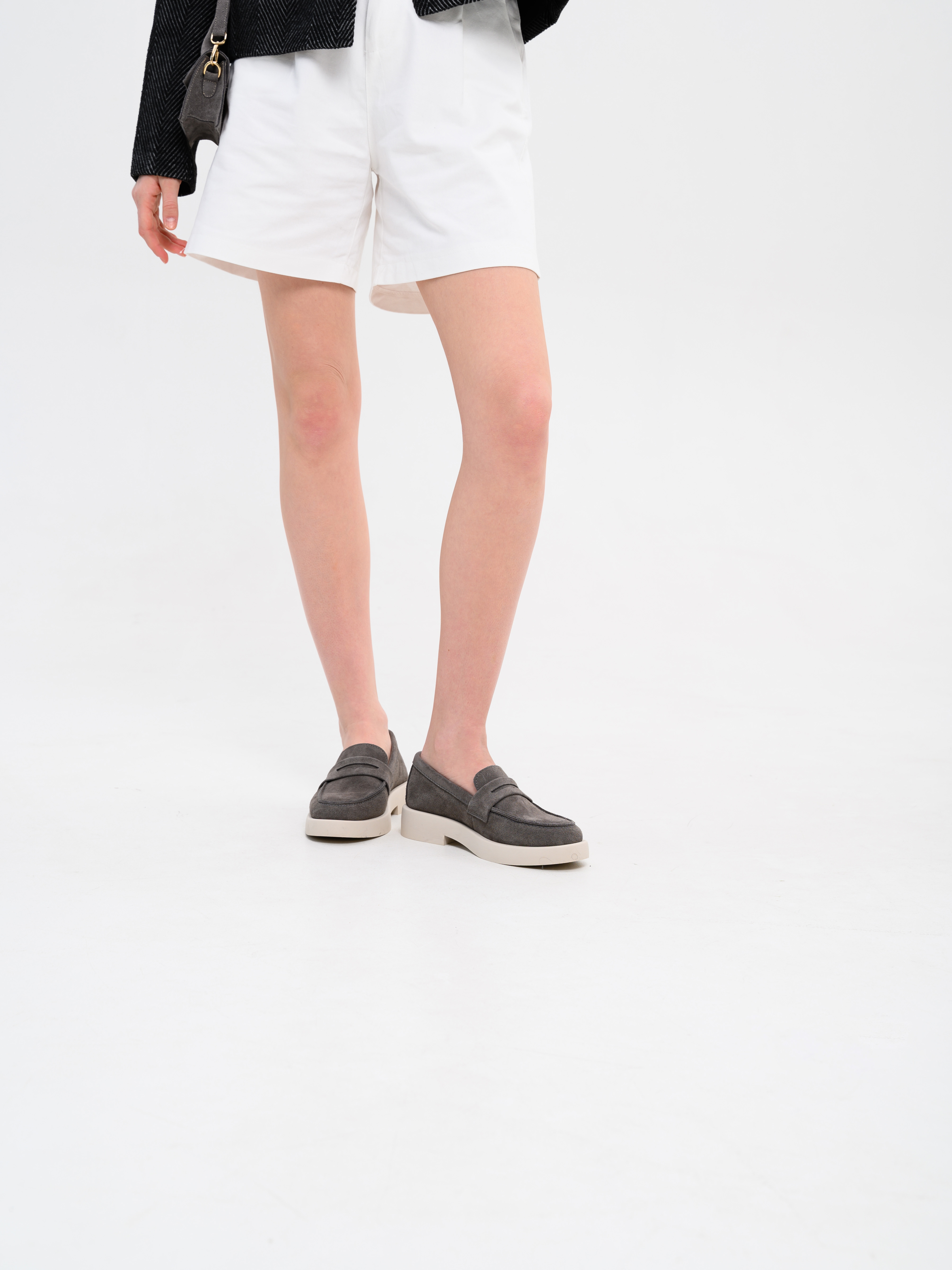 картинка Лоферы туфли ED'ART 176.1593'be. Серый замок замша от интернет магазина