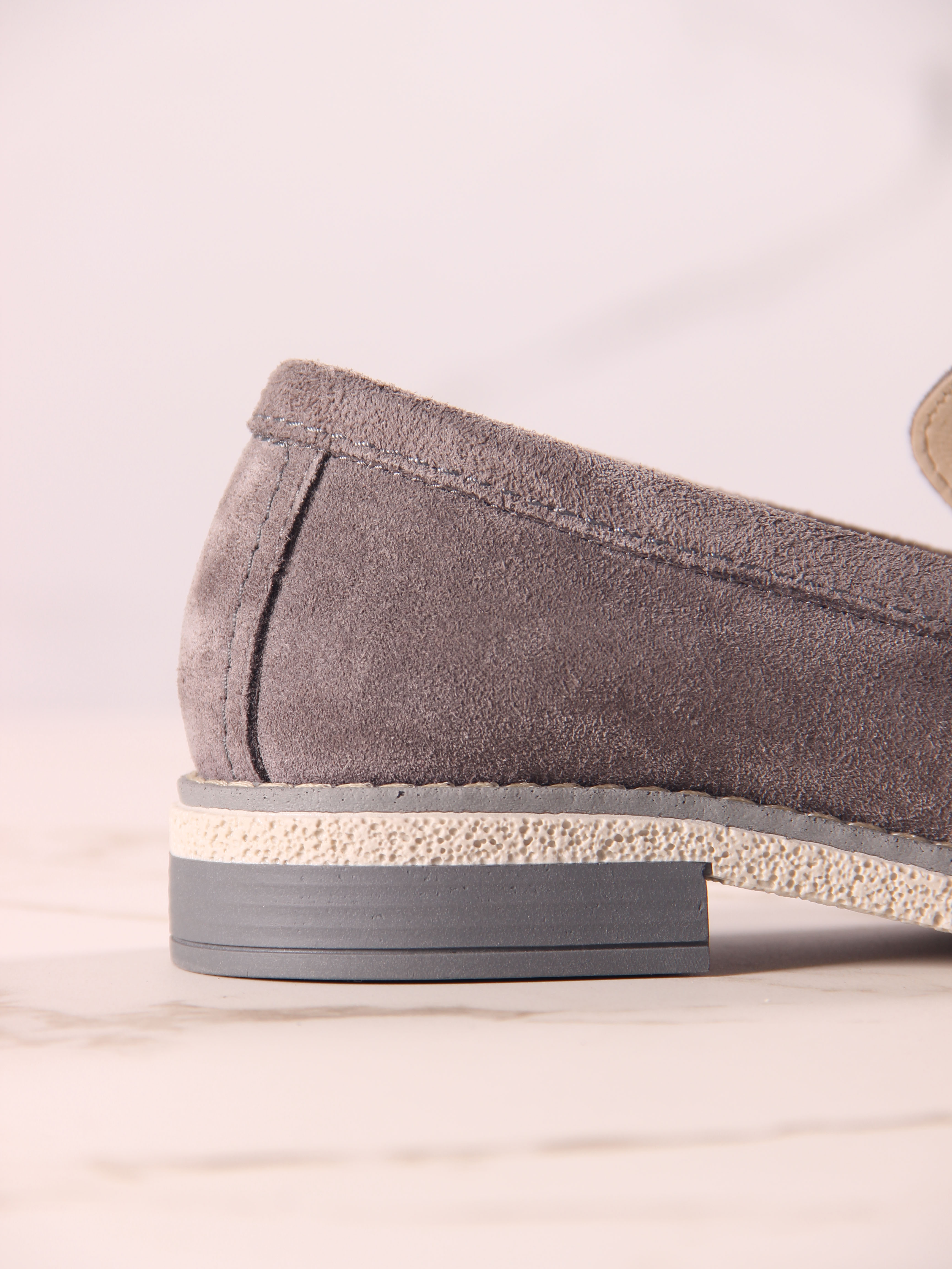 картинка Лоферы ED'ART 176.rose'gr. серый замок замша от интернет магазина