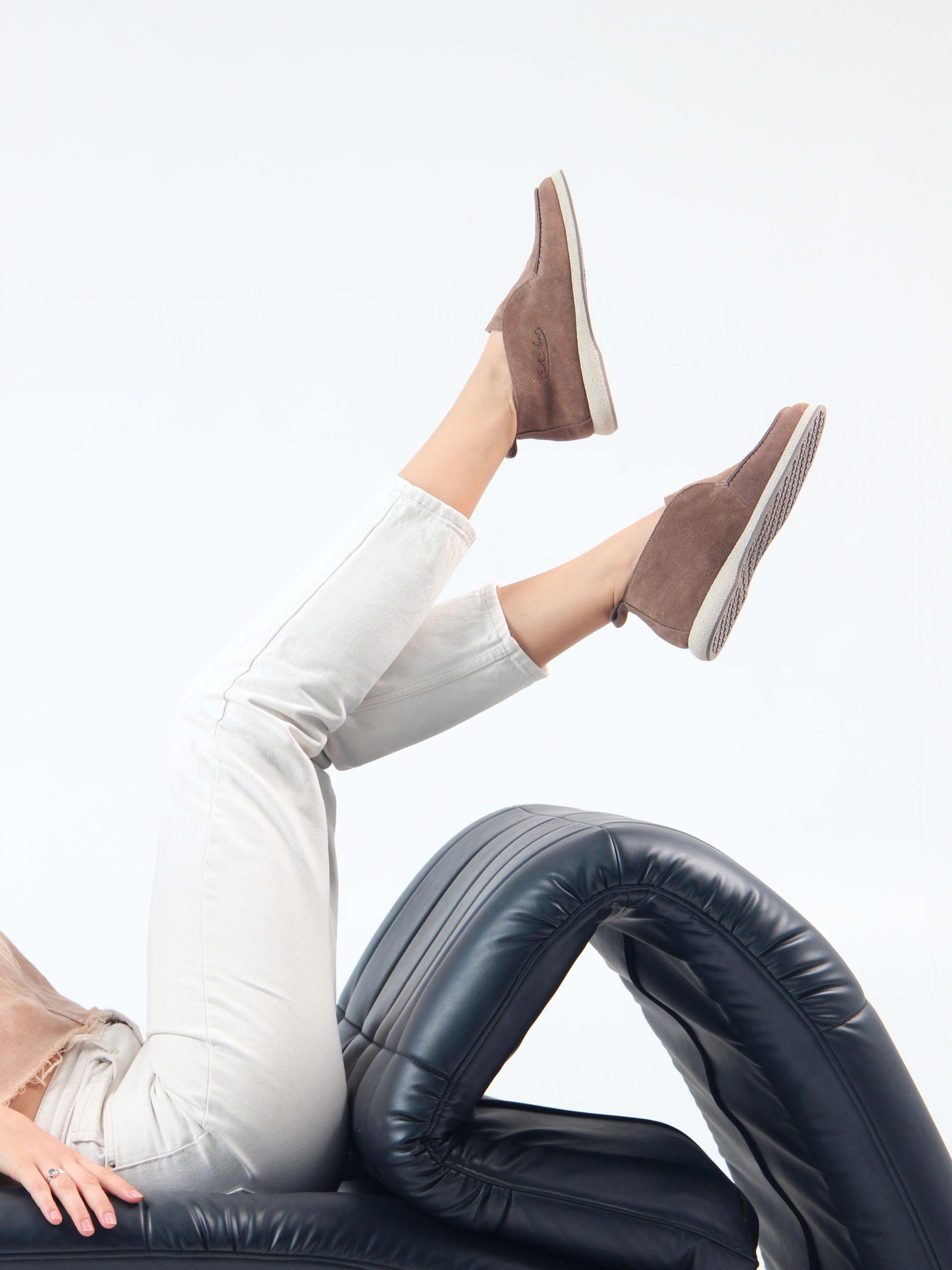 картинка Полуботинки ED'ART 207.1607'be. коричневый капучино замша от интернет магазина