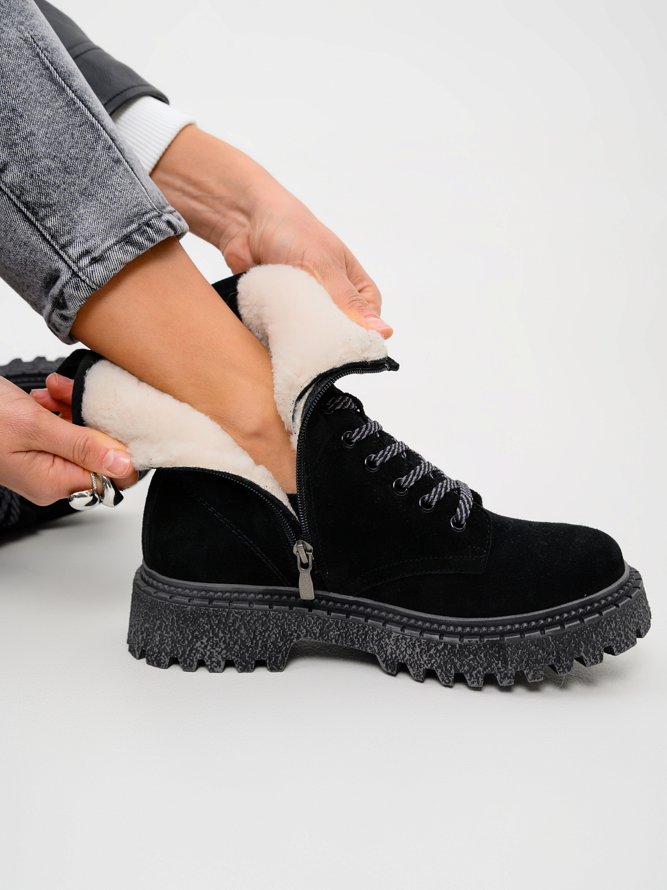 картинка Ботинки ED'ART 327.22511'gr. Черные замша от интернет магазина