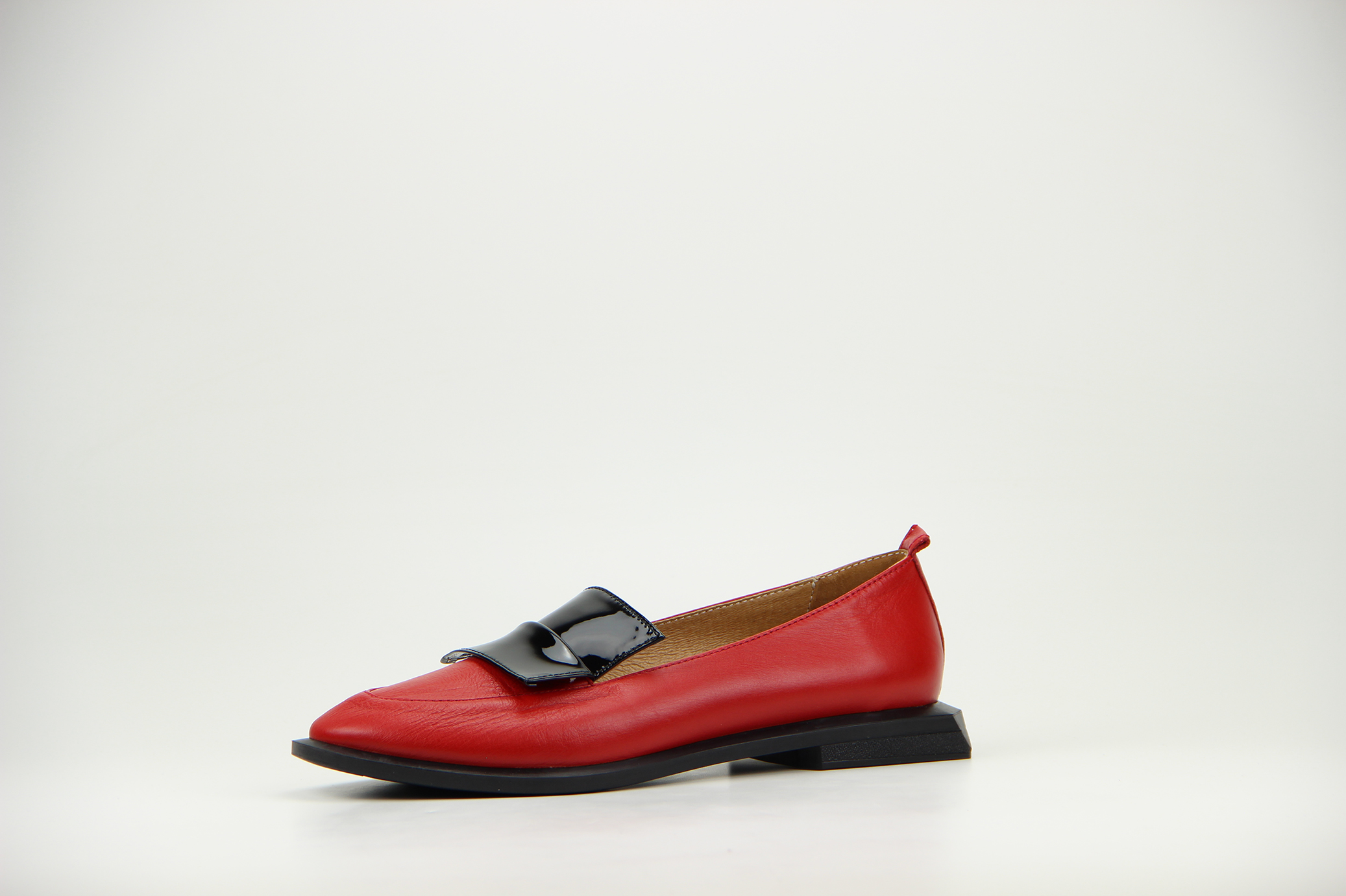 картинка Лоферы ED'ART 118.Viсtoria'bl. red-black R от интернет магазина