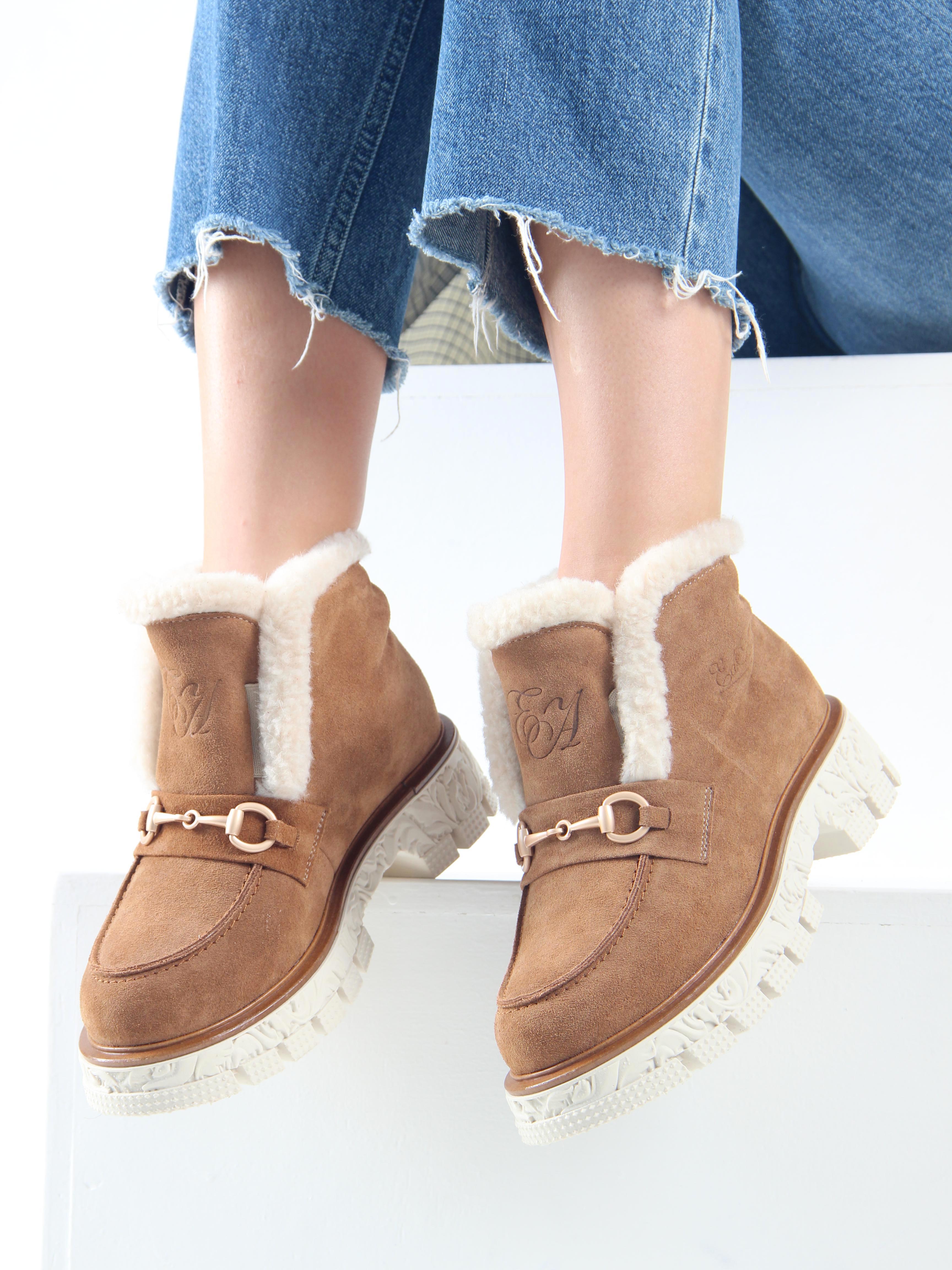 картинка Ботинки ED'ART 307. PODYUM141 'be.светло коричневый замша от интернет магазина