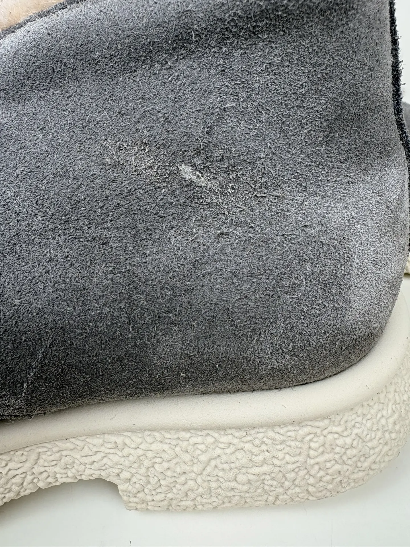 картинка Ботинки ED'ART 308.001'gr. серый замок замша уценка от интернет магазина