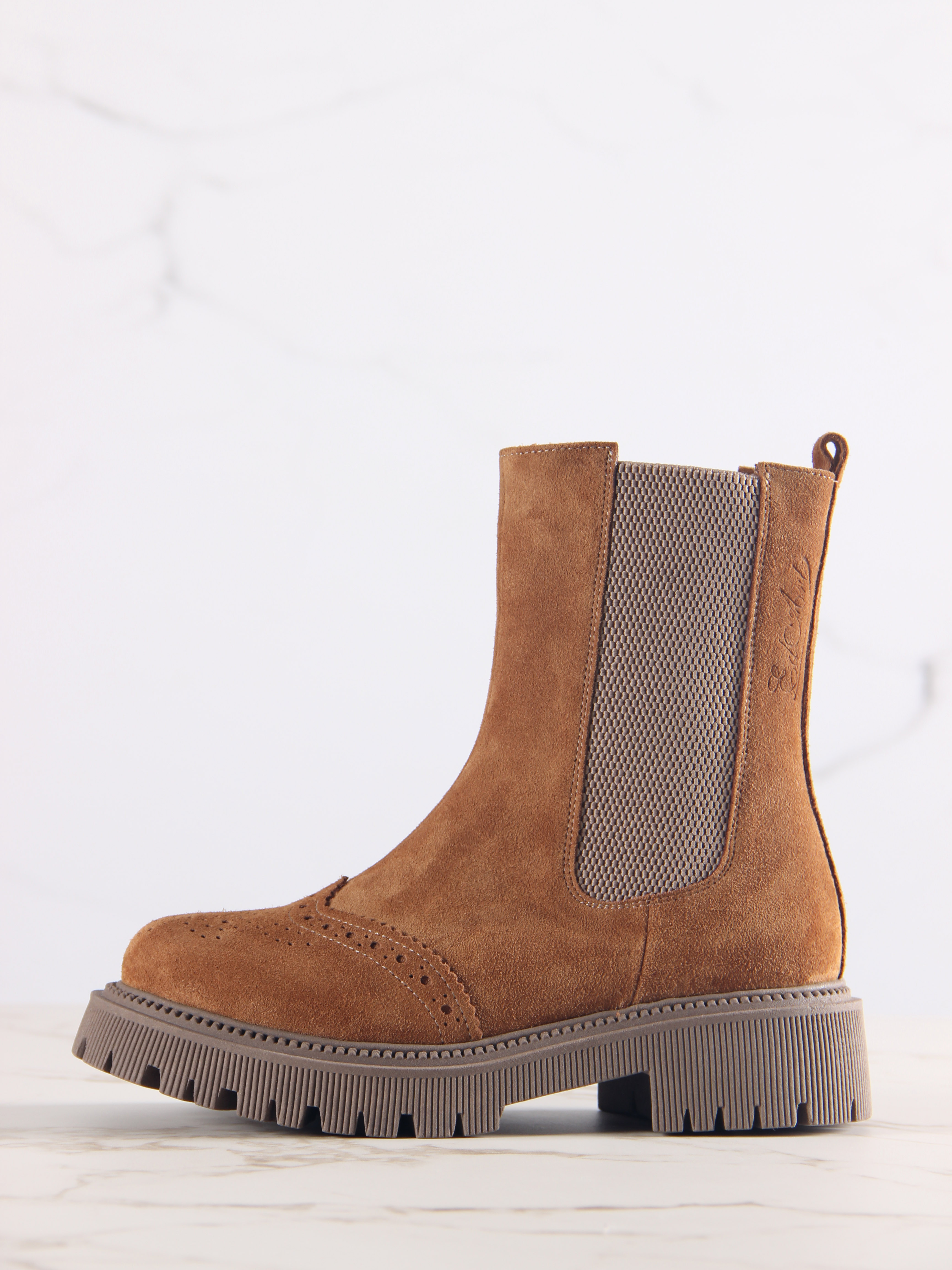 картинка Челси 360.P.taskana'ka. Серо-коричневая замша от интернет магазина