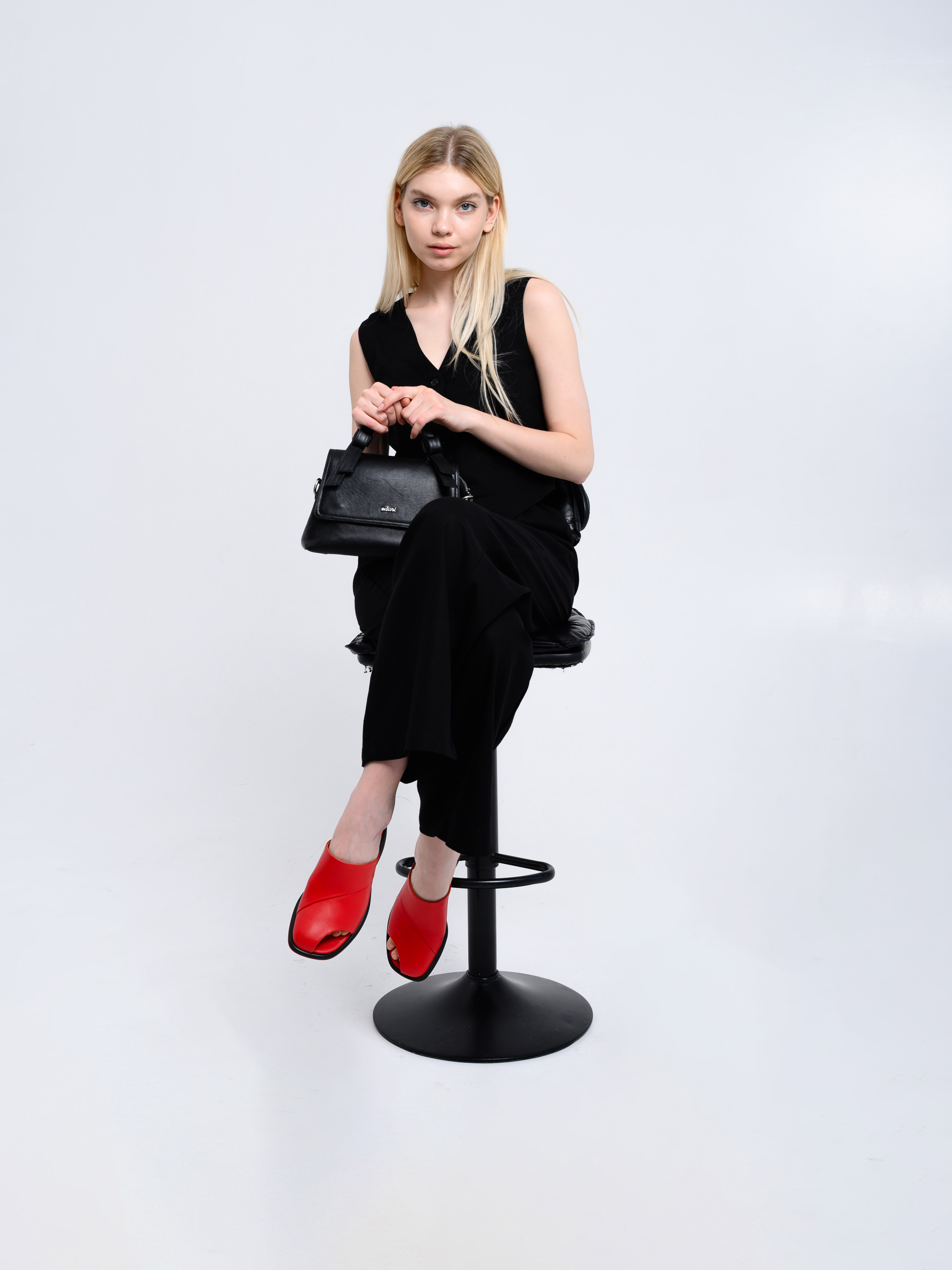 картинка Сабо ED'ART 5300.23663'bl. Красный стар от интернет магазина