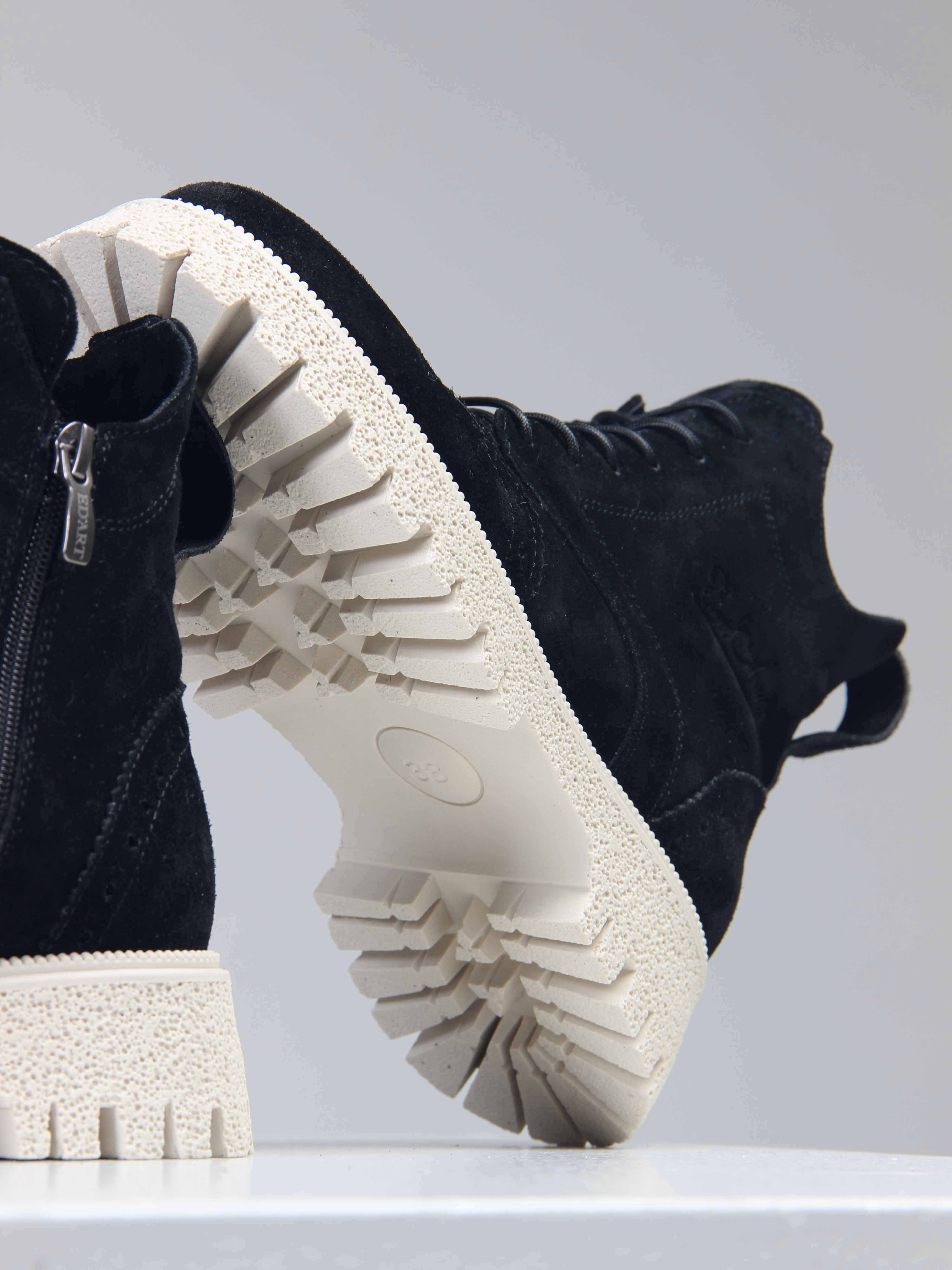 картинка Ботинки ED'ART 338.1541'be. черный замша от интернет магазина