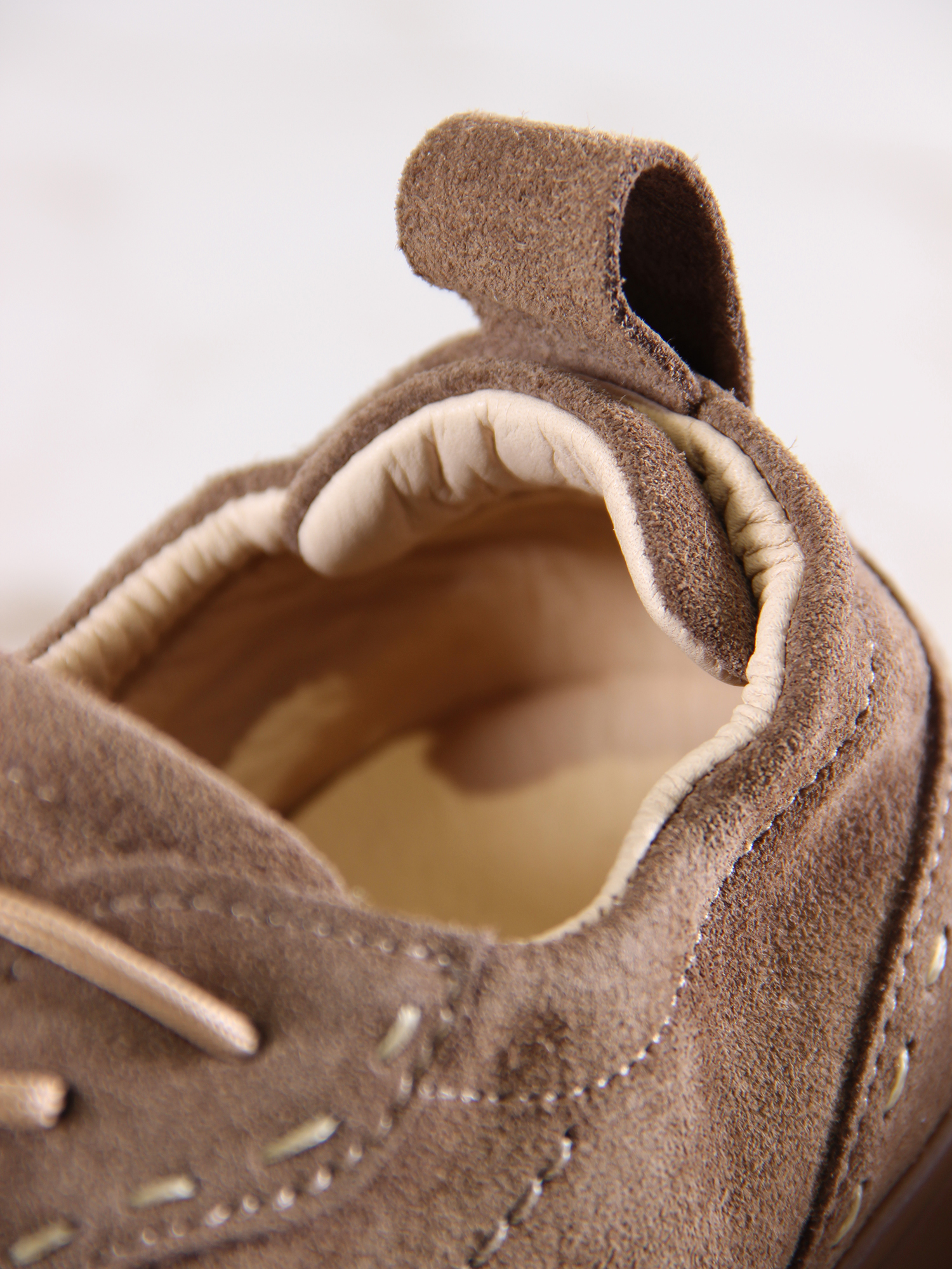 картинка Сникерины ED'ART 178.асти"br.Серо-коричневая замша от интернет магазина