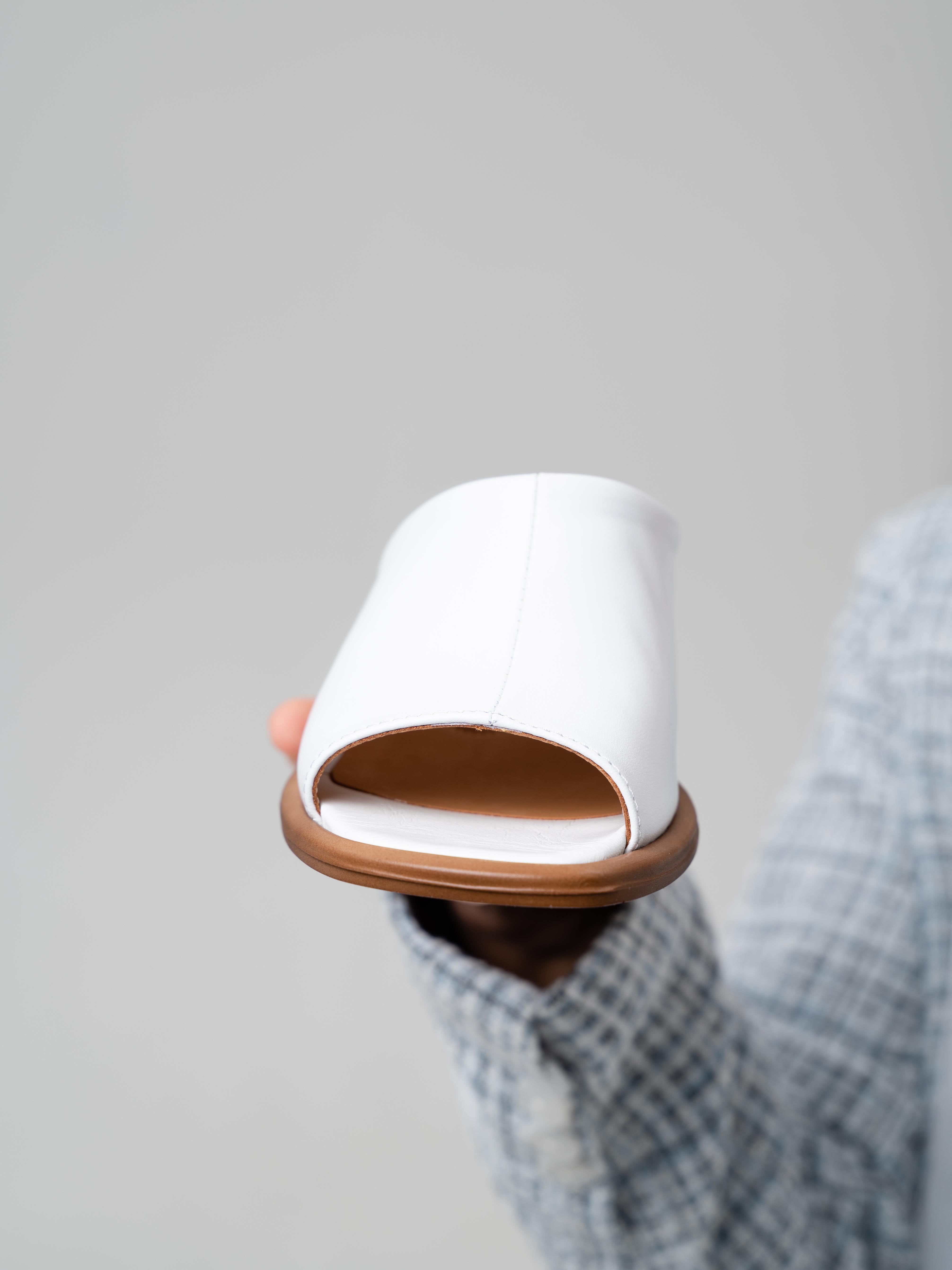 картинка Босоножки ED'ART 4012.23663'br. Белый+коричневый от интернет магазина