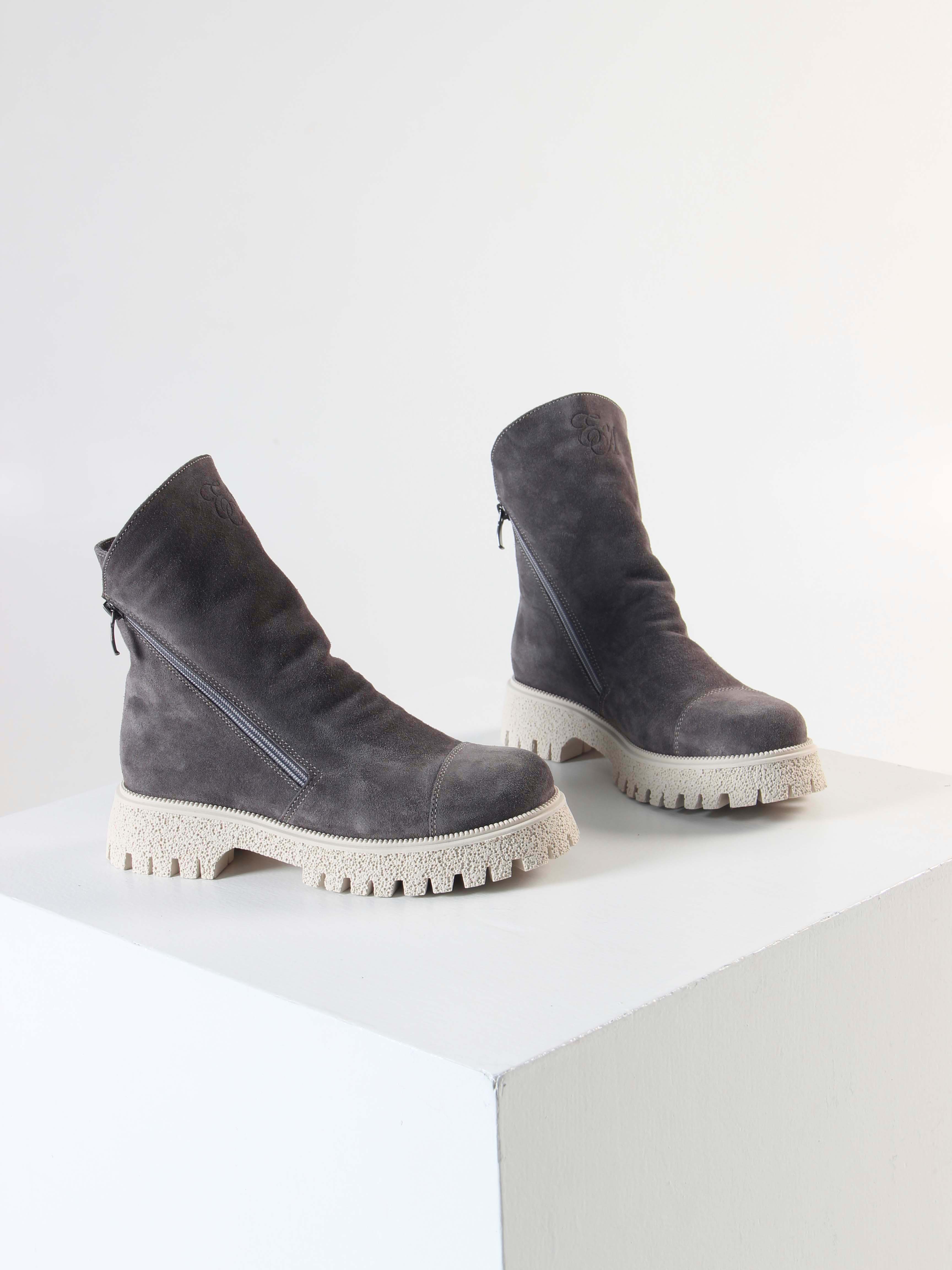 картинка Ботинки ED'ART 233.1541'be. Серый замок от интернет магазина