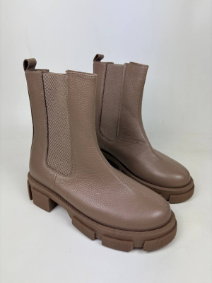Ботинки кожаные коричневые