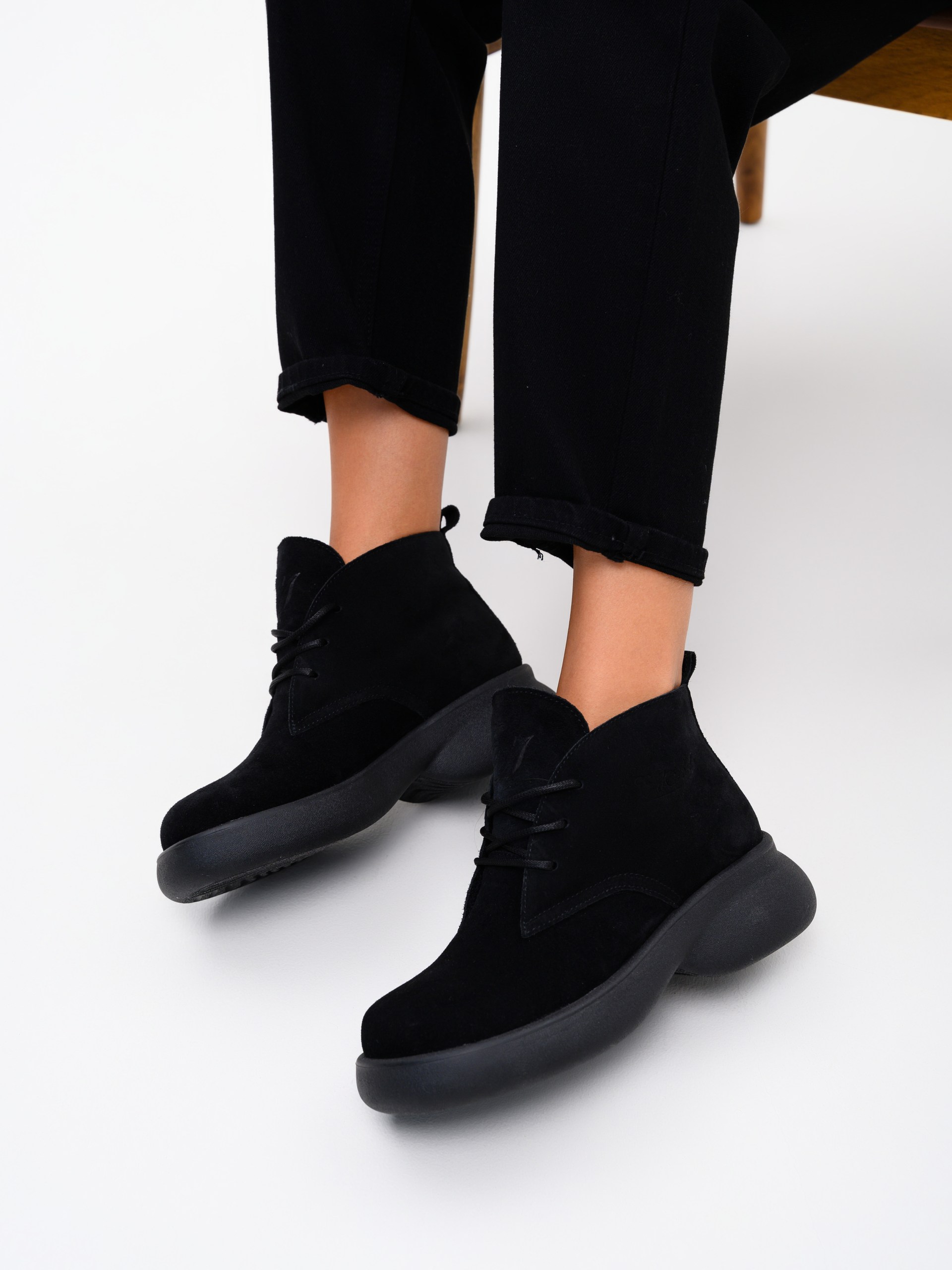 картинка Ботинки  ED'ART 308.927'bl.Черный замша от интернет магазина