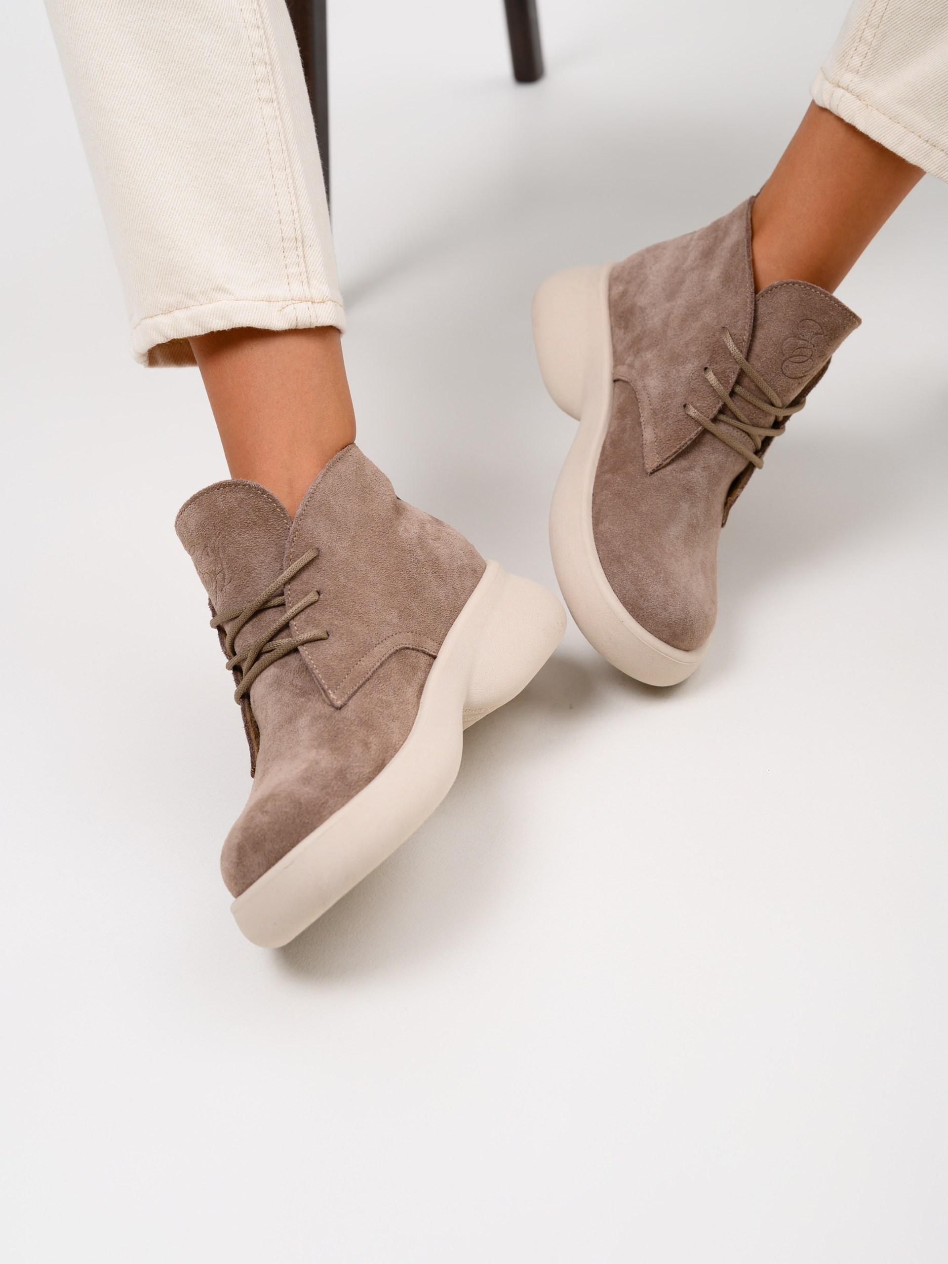 картинка Ботинки ED'ART 308.927'be. капучино замша от интернет магазина