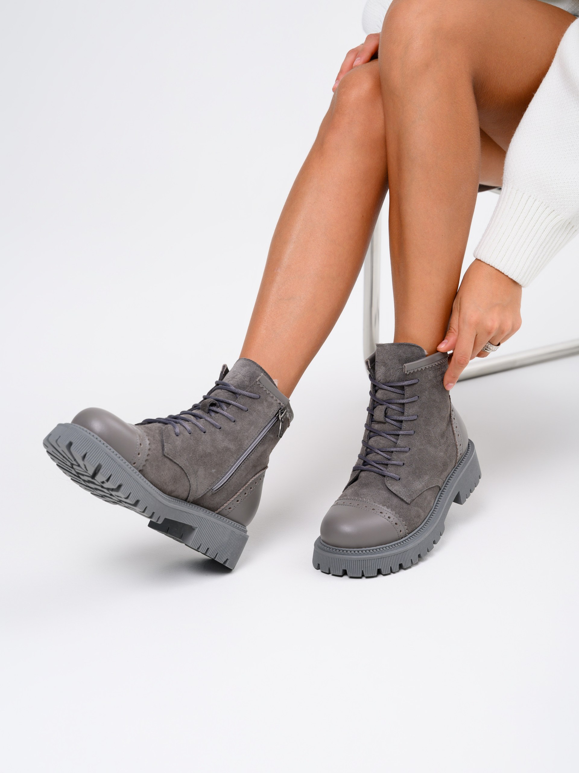 картинка Ботинки ED'ART 319.taskana'gr. Серый замок замша+игуана от интернет магазина