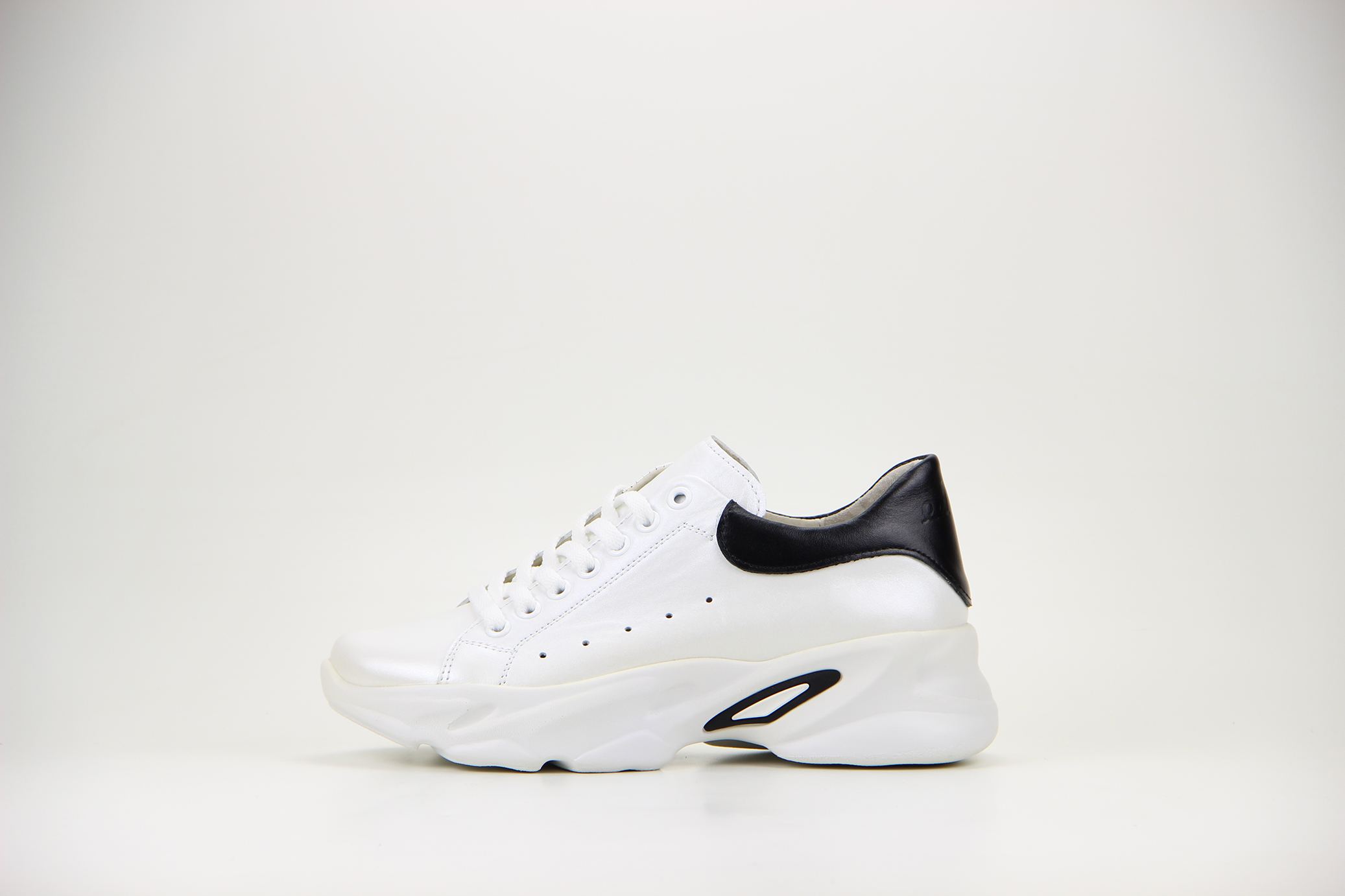 картинка Кроссовки ED'ART 139.188'w.white R от интернет магазина