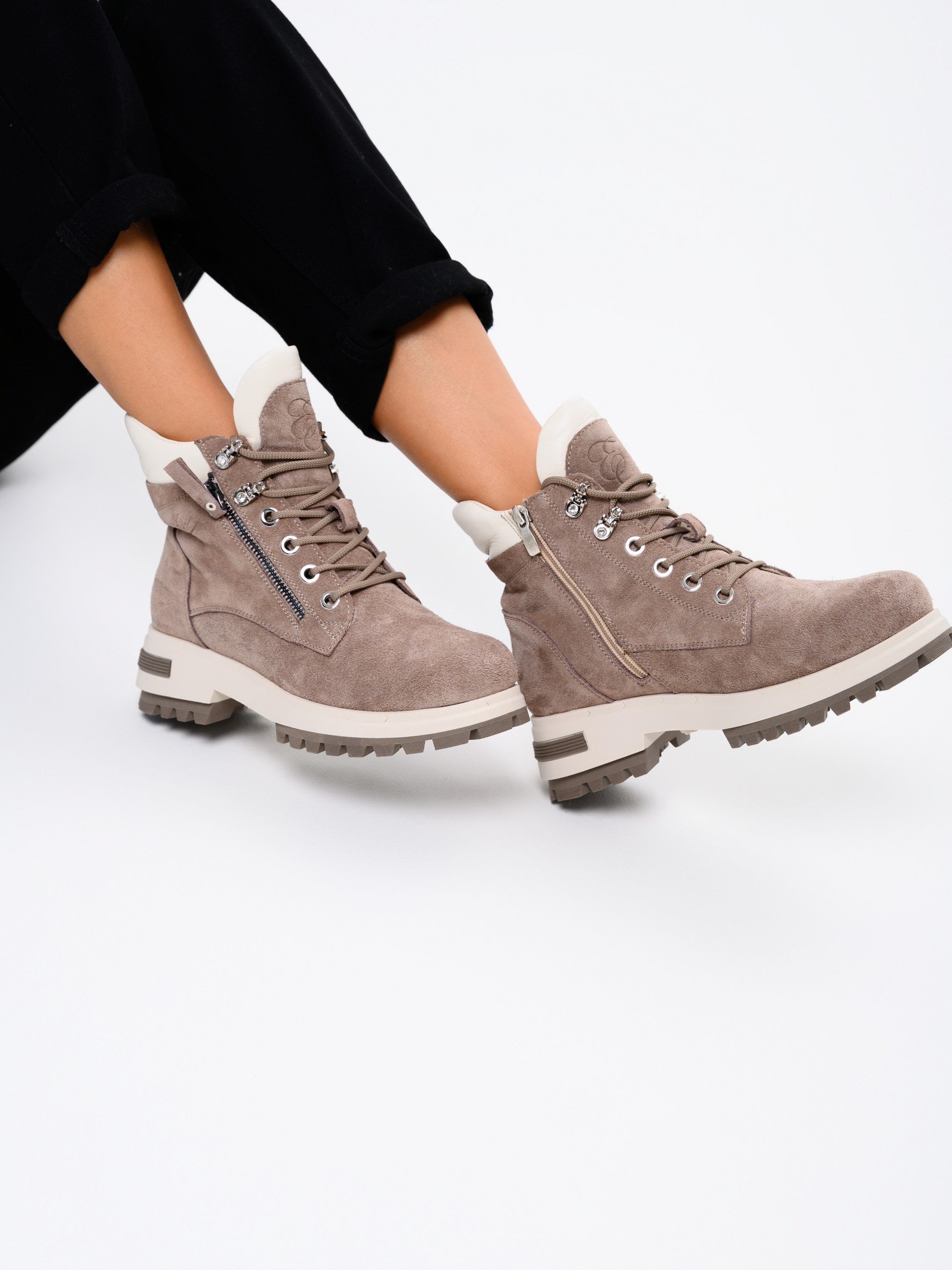 картинка Ботинки ED'ART 261.uno9'br. Капучино замша+бежевый от интернет магазина