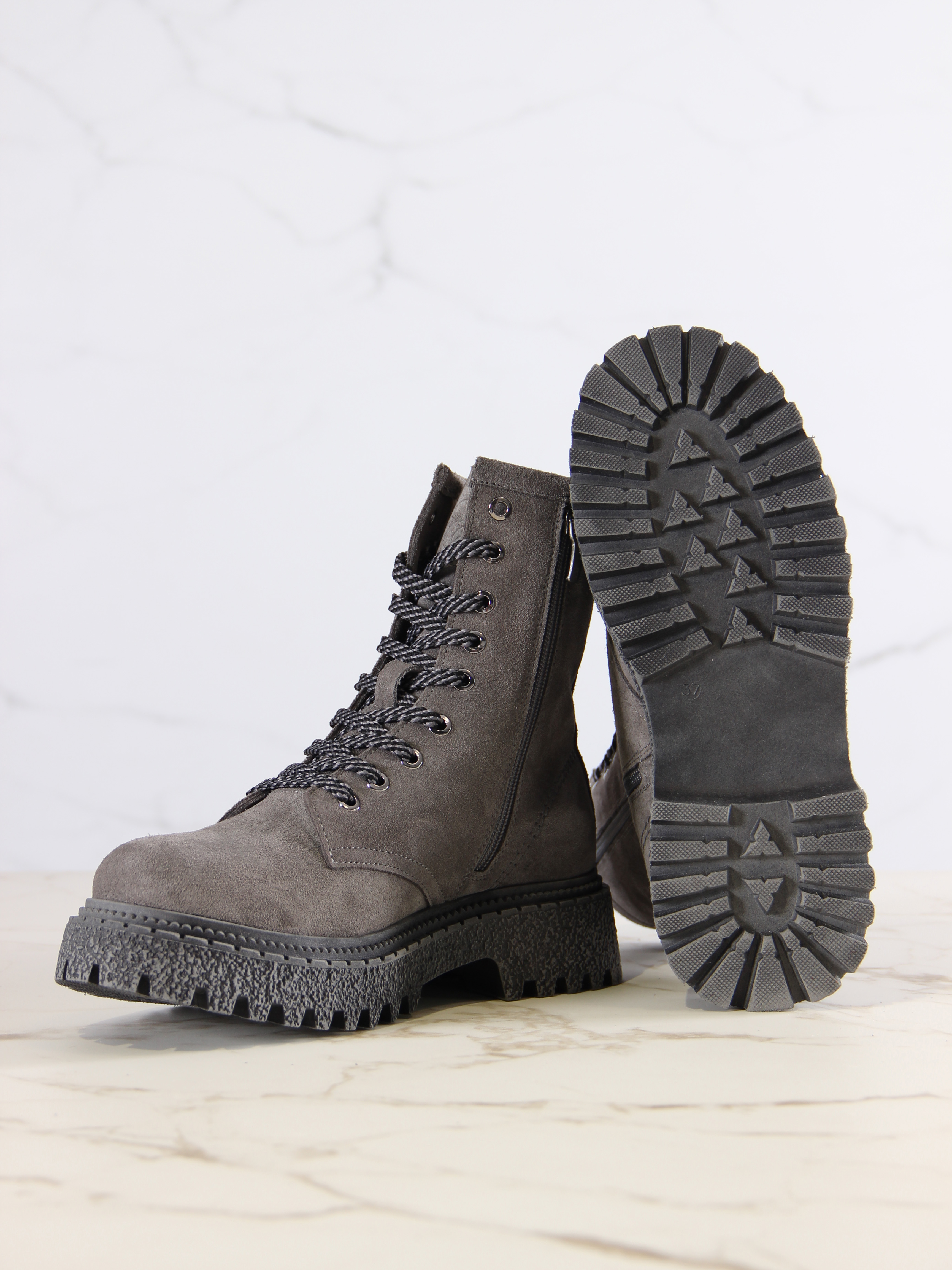 картинка Ботинки ED'ART 327.22511'gr.Серый замок замша от интернет магазина