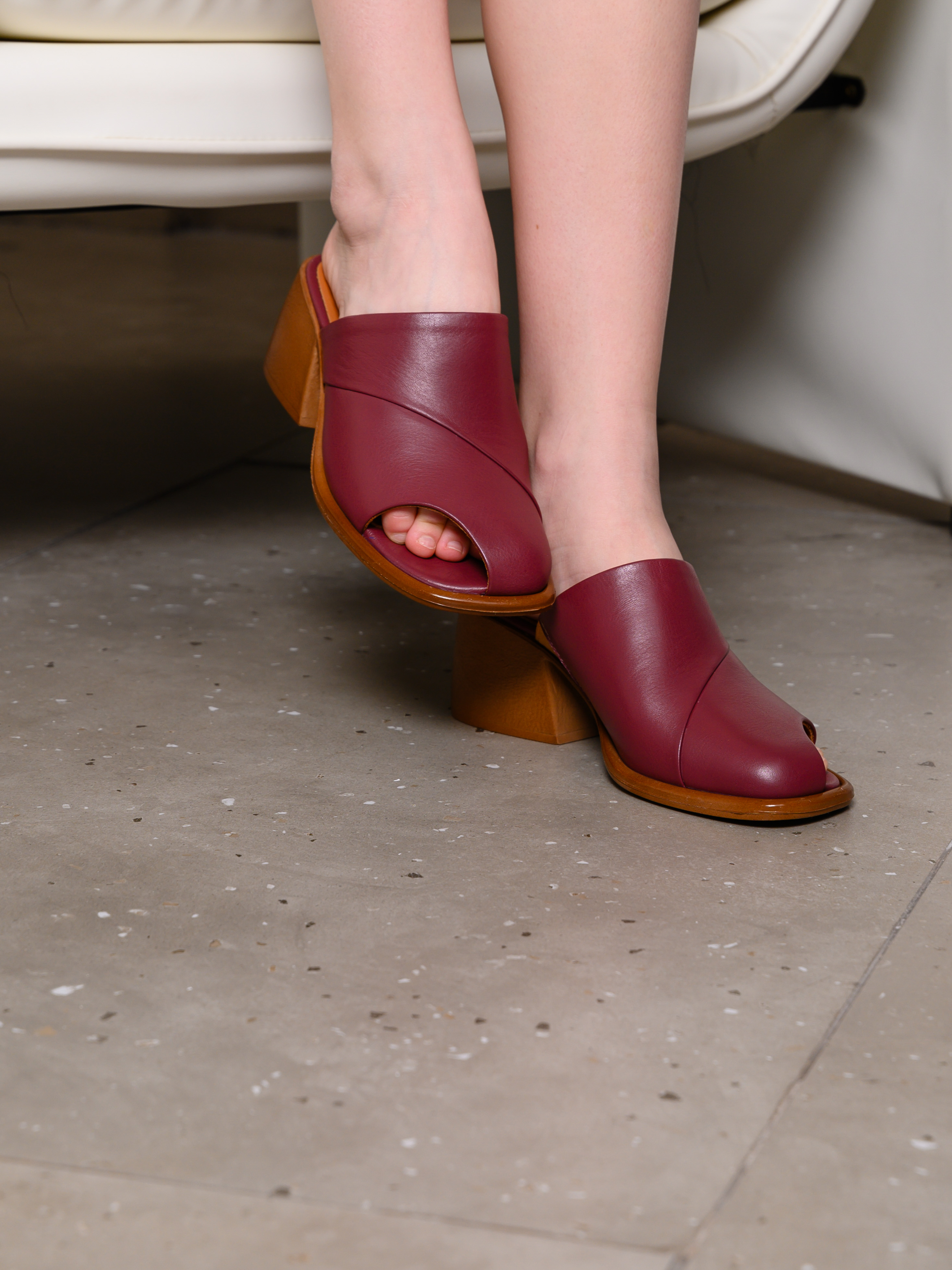 картинка Сабо ED'ART 5300.23663'be. Гнилая вишня от интернет магазина