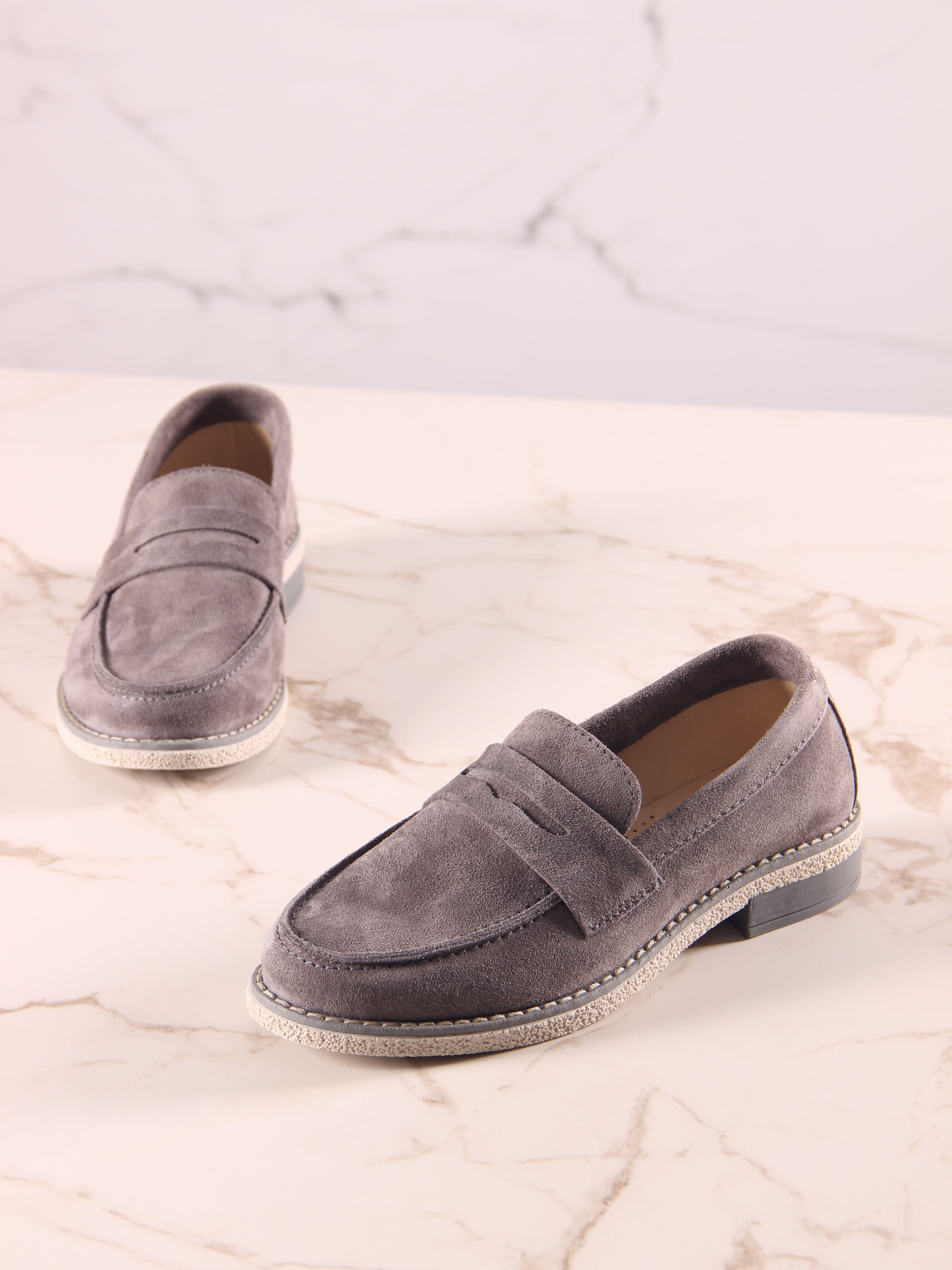 картинка Лоферы ED'ART 176.rose'gr. серый замок замша от интернет магазина