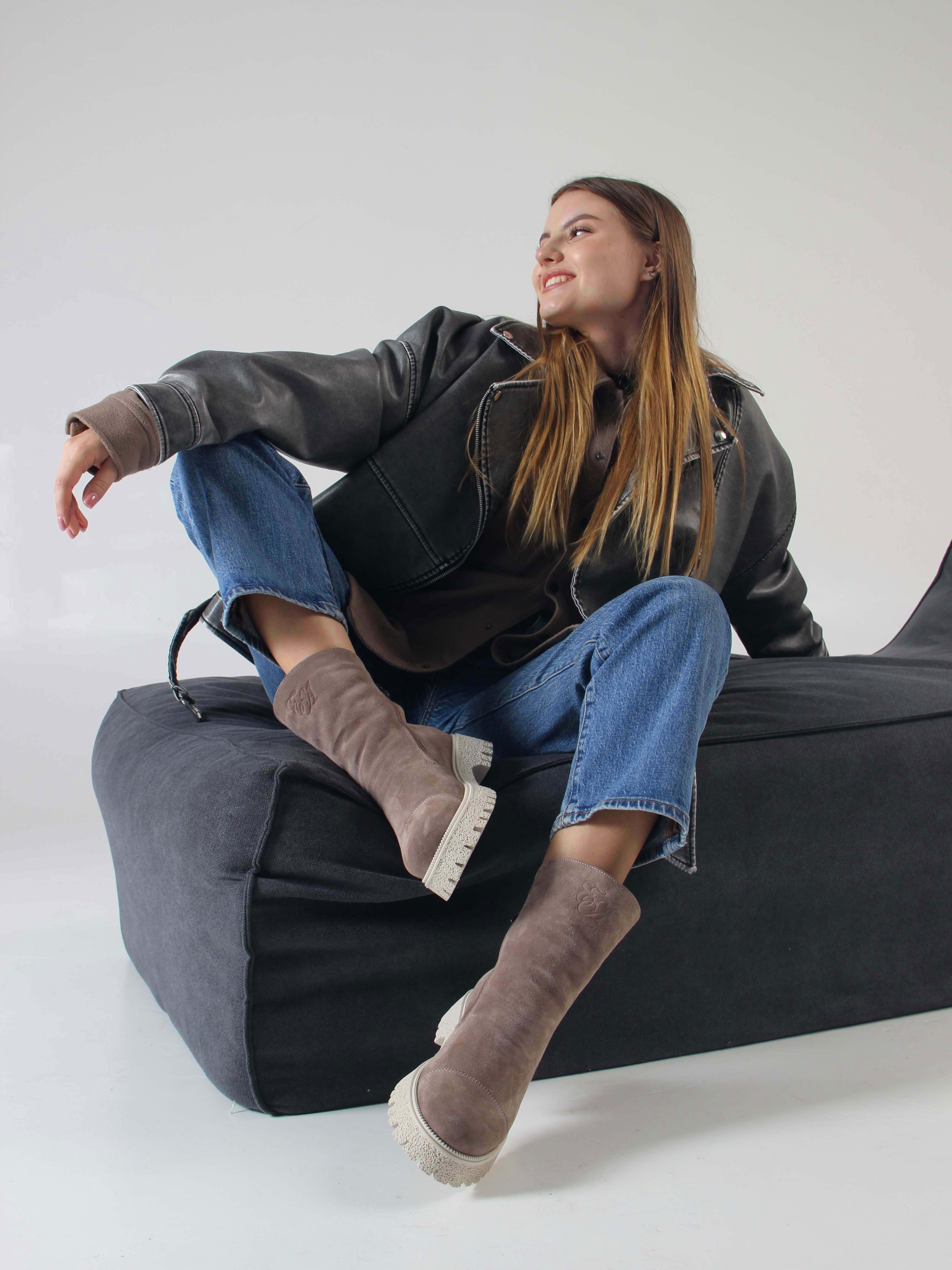 картинка Ботинки ED'ART 233.1541'be. Капучино замша от интернет магазина