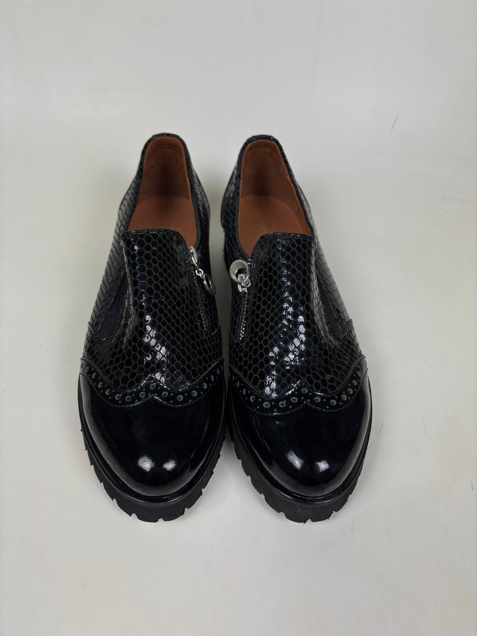 картинка Туфли 99.sigma. Черная рептилия уценка от интернет магазина