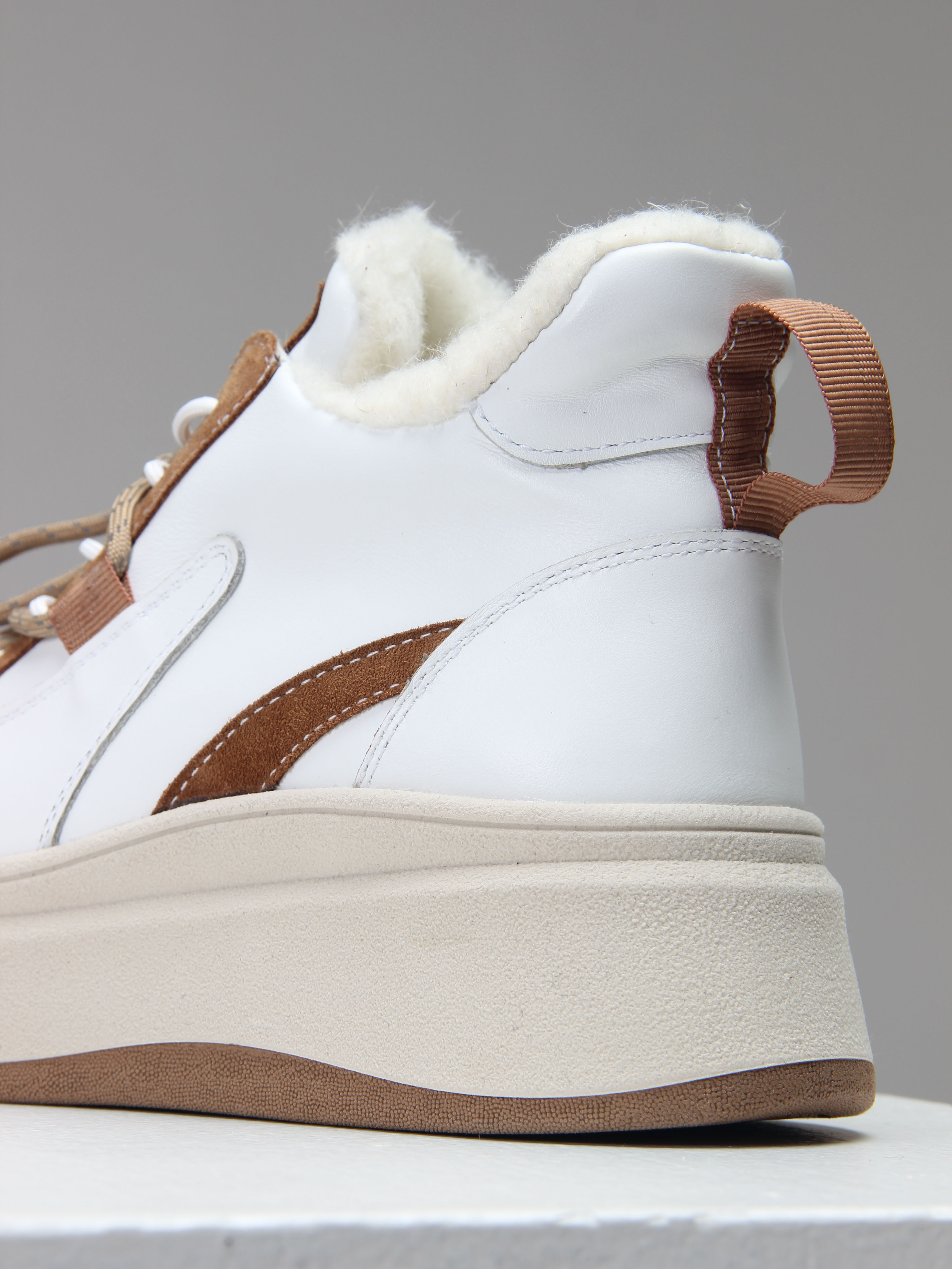 картинка Ботинки ED'ART 229.windy'be. белый коричневый от интернет магазина