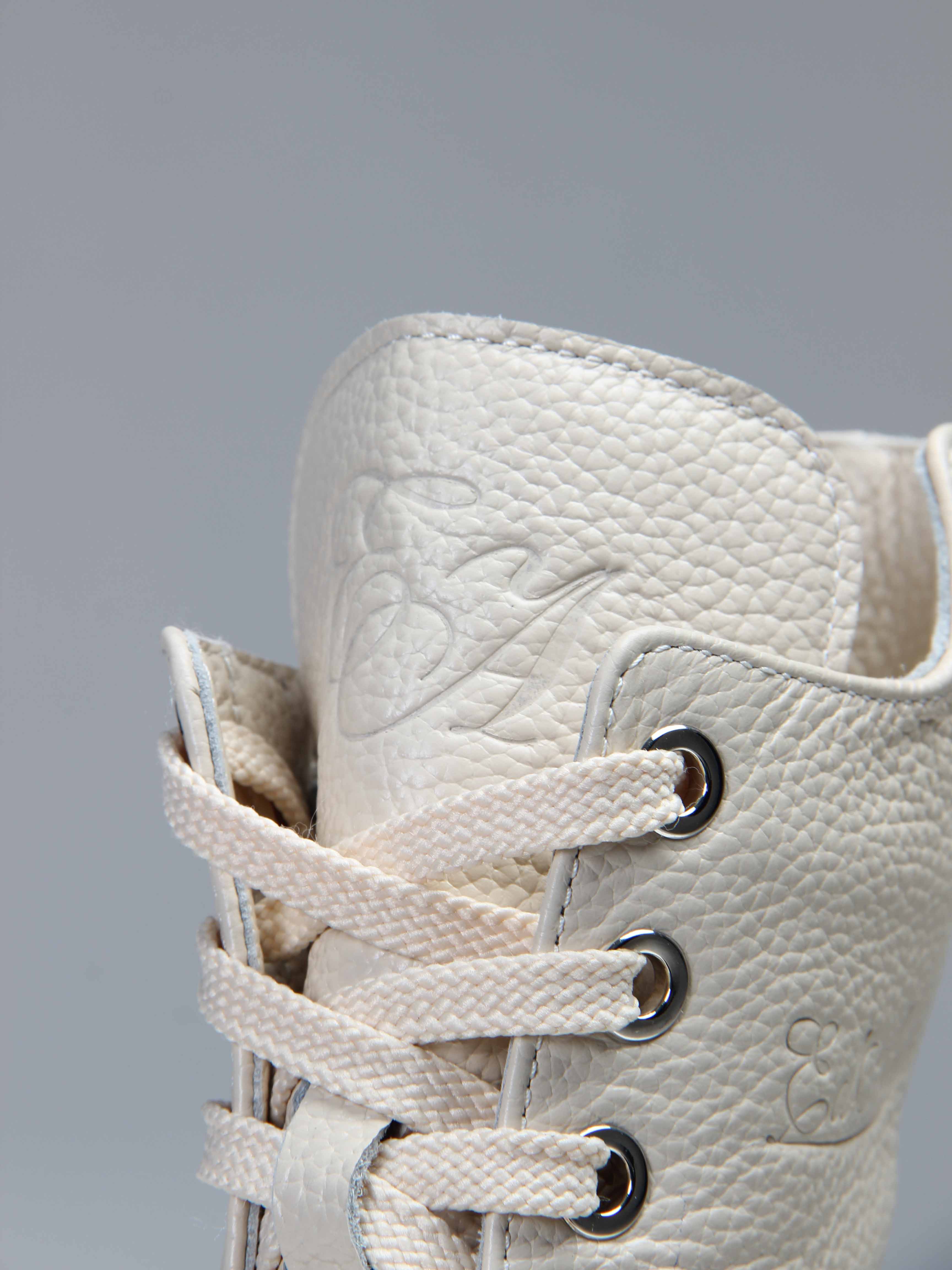 картинка Ботинки ED'ART 346.чанки'be. Бежевый макс от интернет магазина