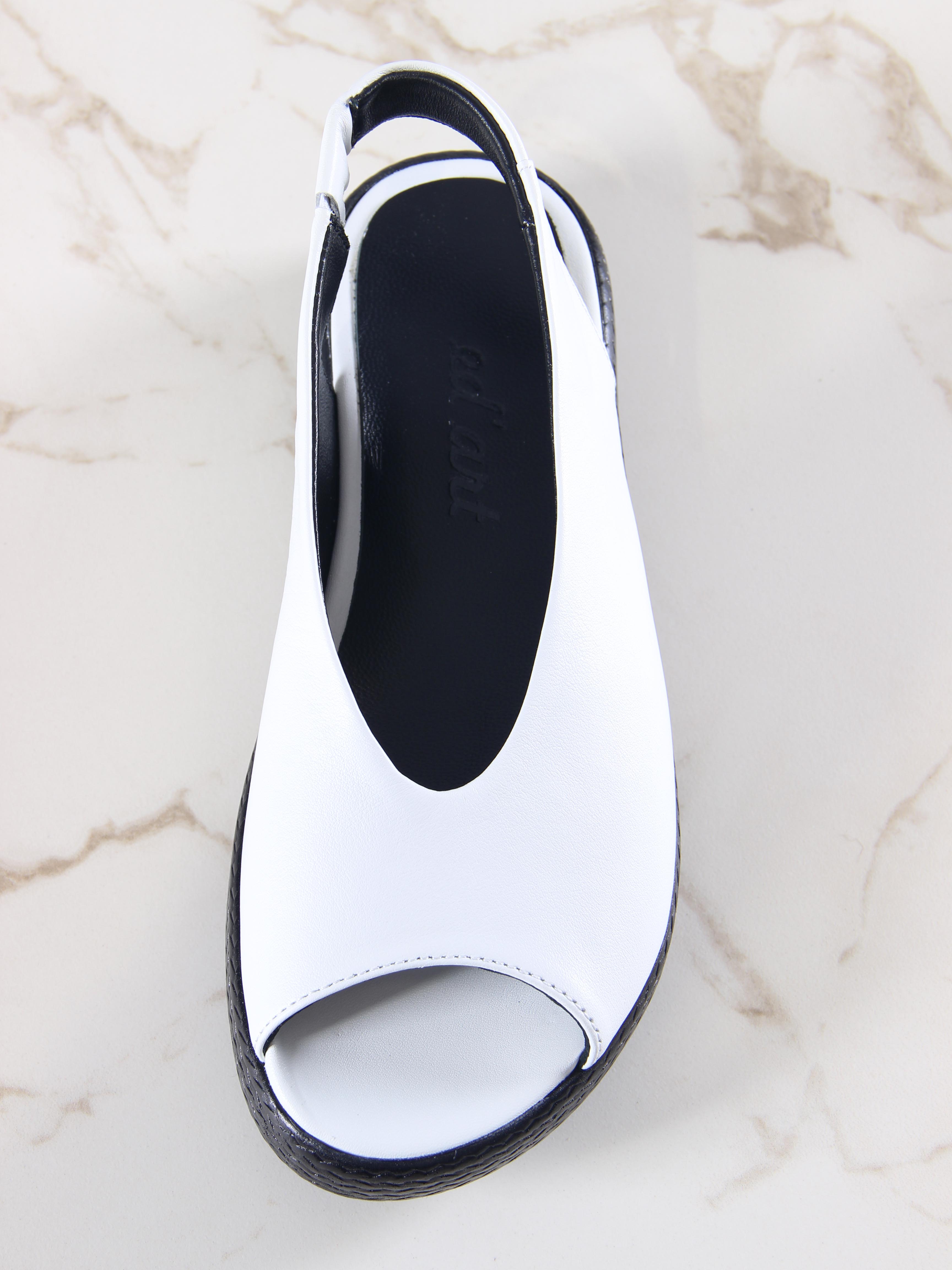 картинка Босоножки ED'ART 1019.2530'bl. белый+черный от интернет магазина