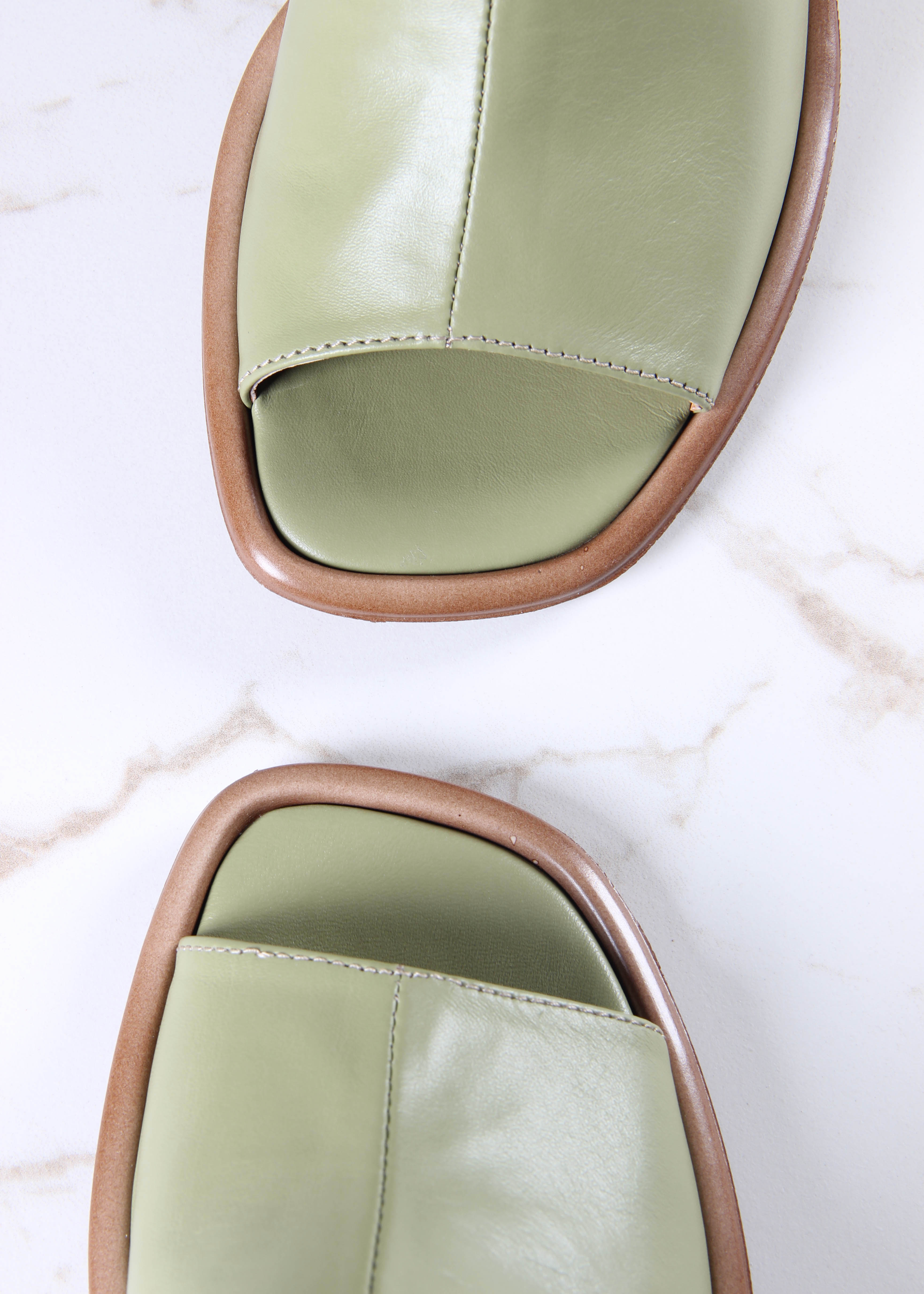 картинка Сабо ED'ART 4012.23663'be. Оливо-орех от интернет магазина