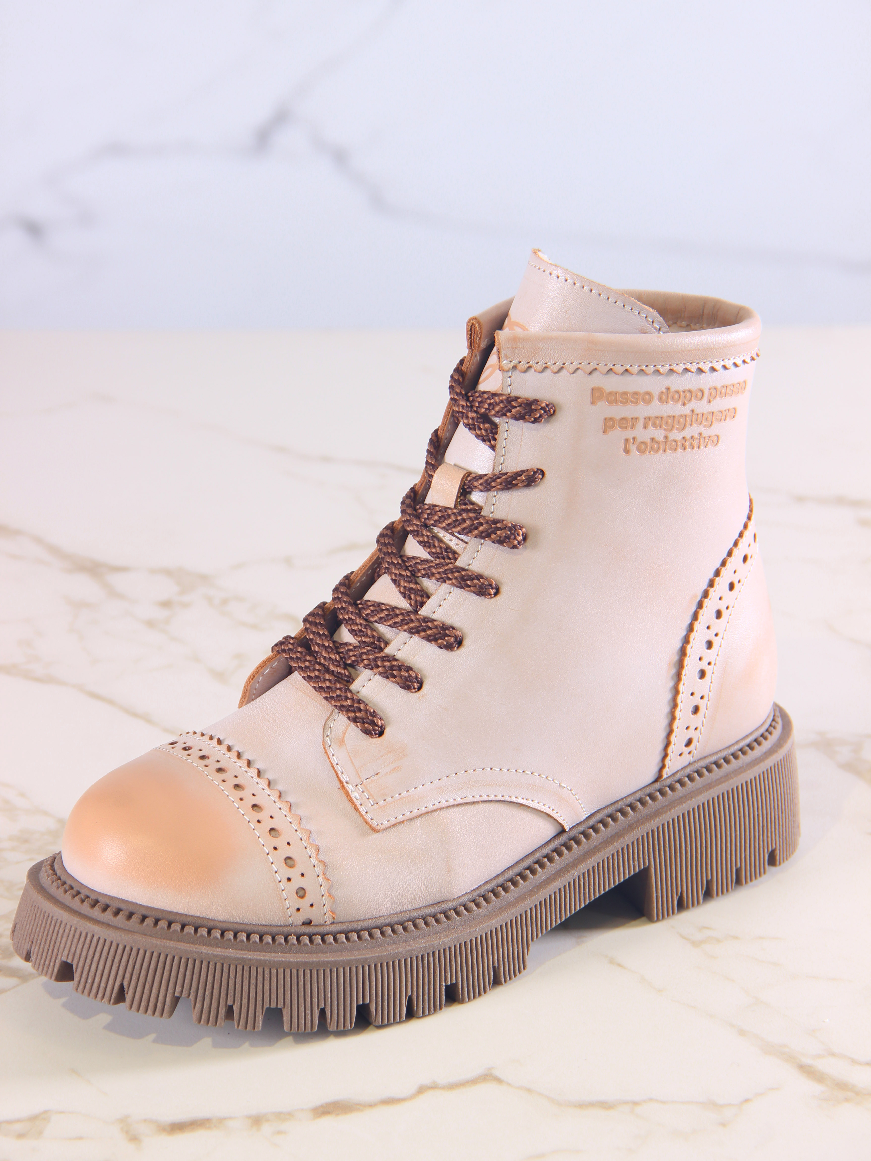 картинка Ботинки ED'ART 319.taskana'ka. Вакса пудра от интернет магазина