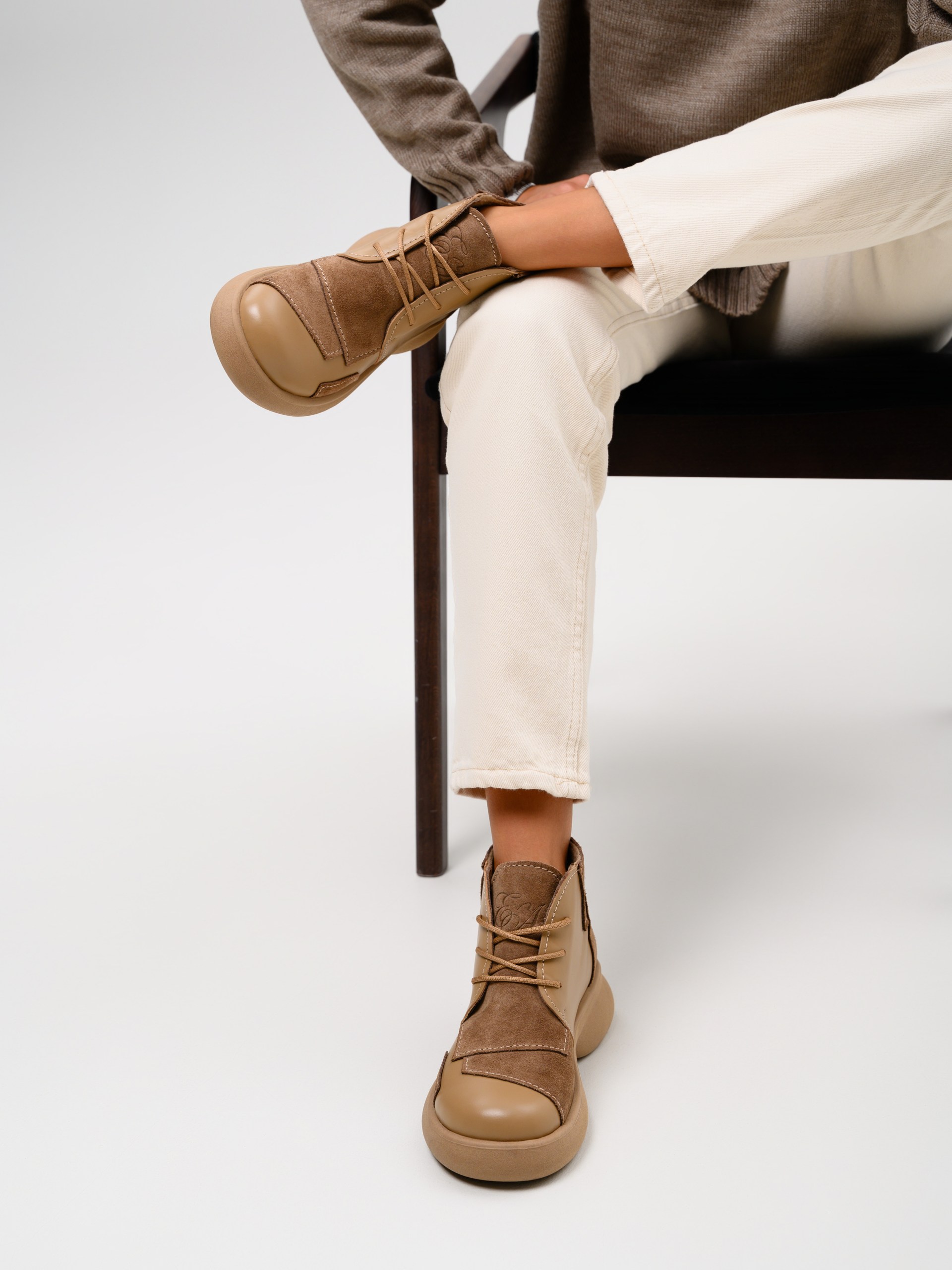 картинка Ботинки  ED'ART 305.927'ka. Круассан+коричневый капучино замша от интернет магазина