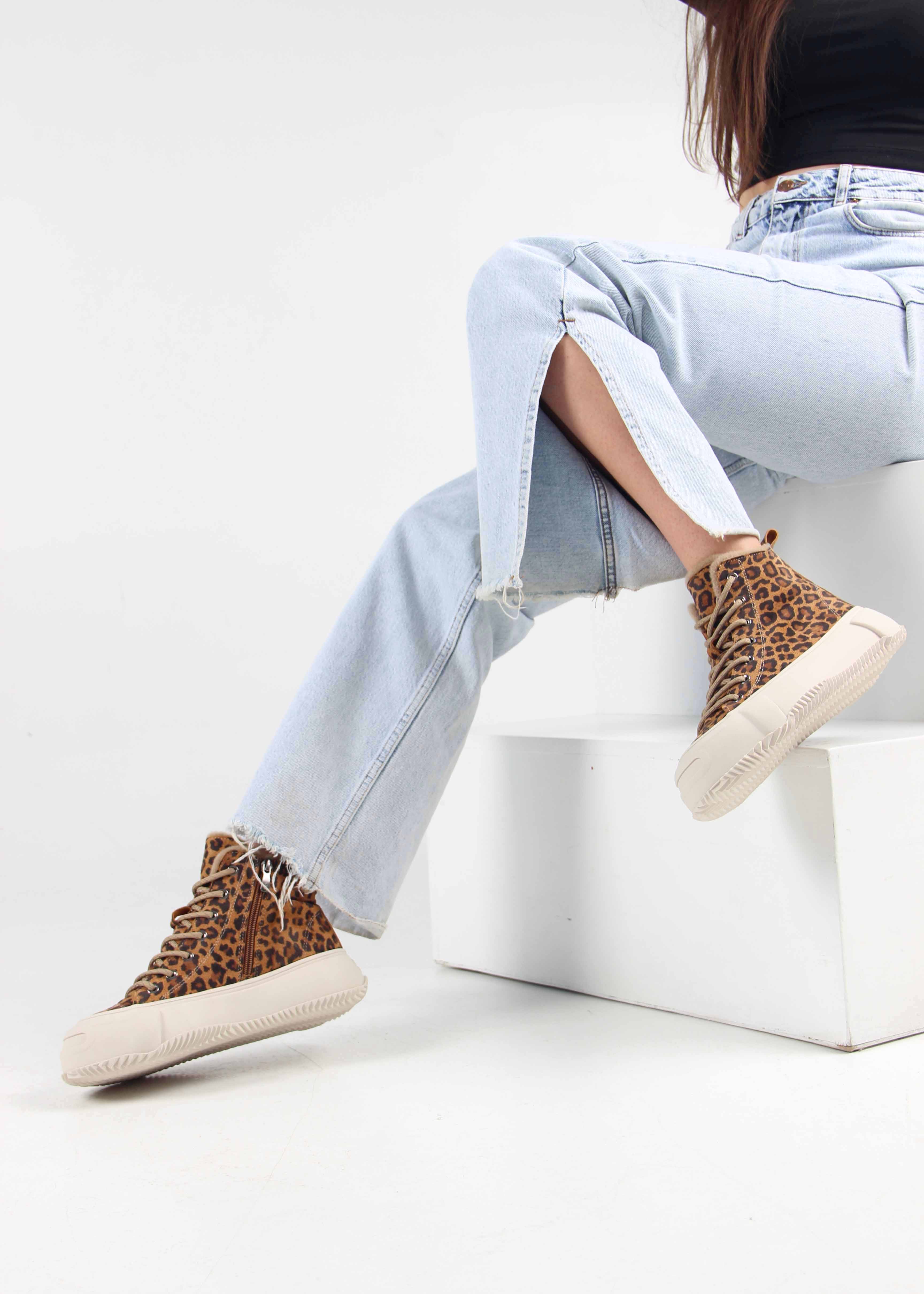 картинка Ботинки ED'ART 217.PODYUM151'be. коричневый леопард замша от интернет магазина