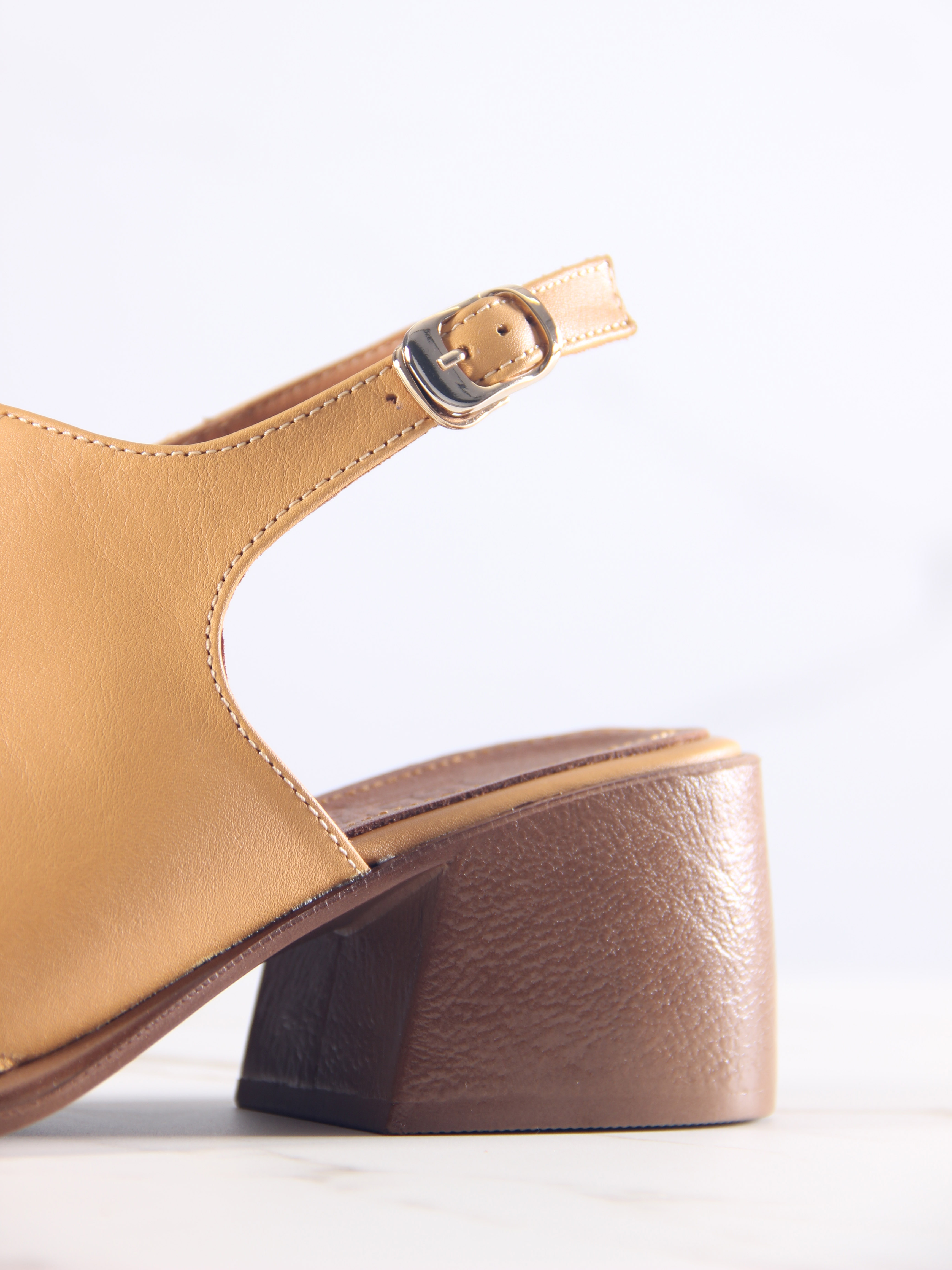 картинка Босоножки ED'ART 5133.23663'be. Тыква лион+коричневый от интернет магазина