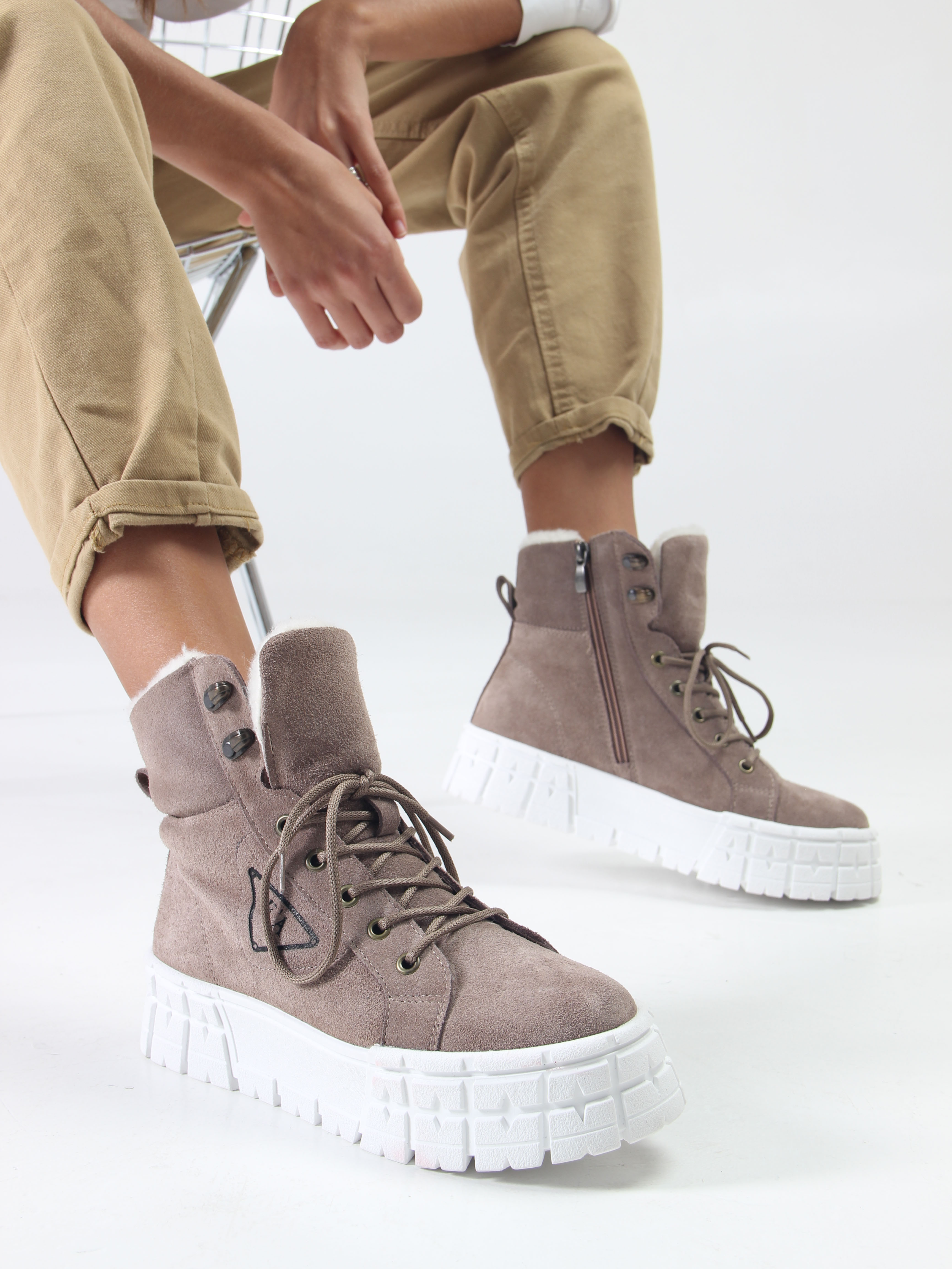 картинка Ботинки ED'ART 216.212131'w. капучино замша от интернет магазина