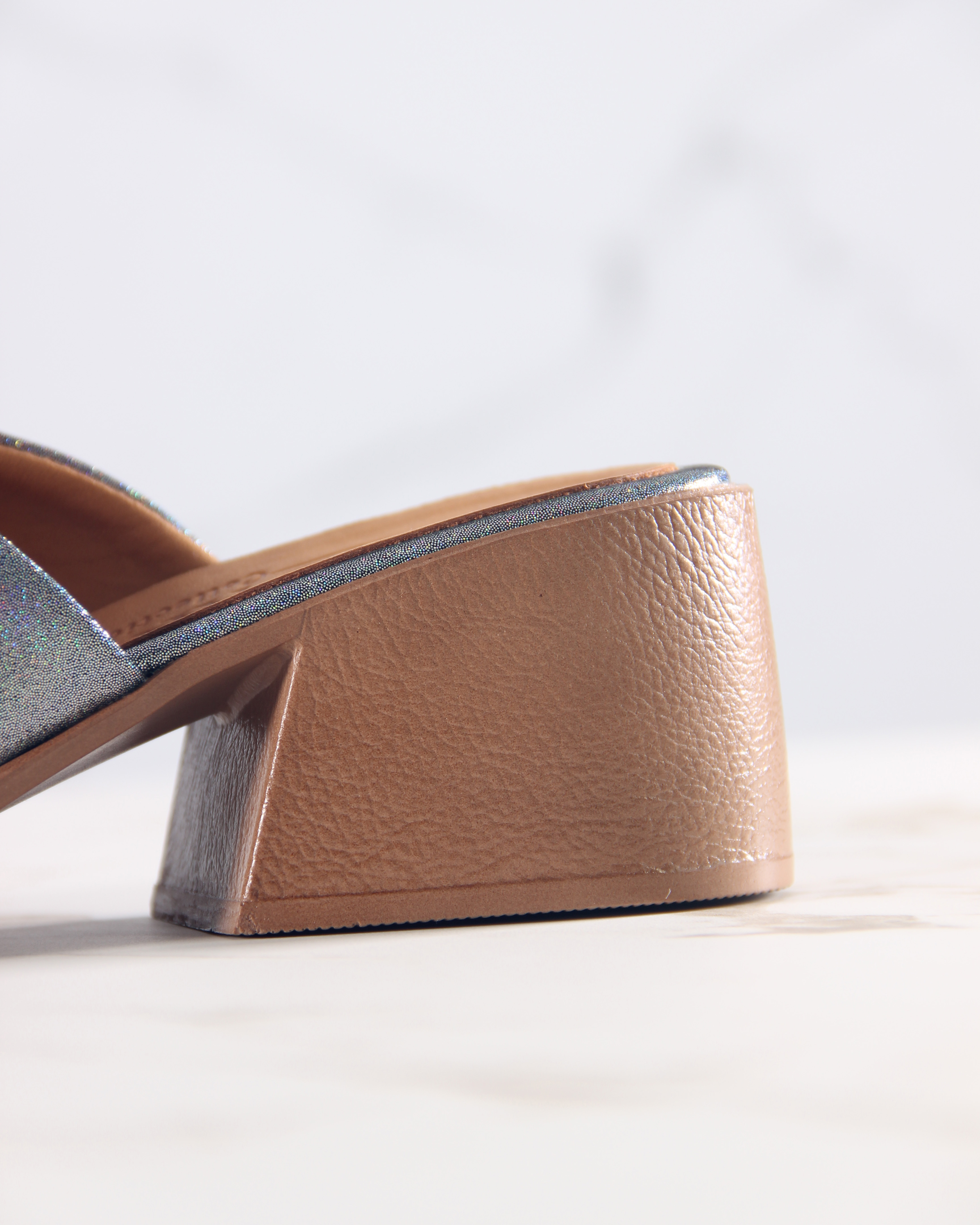 картинка Босоножки ED'ART 4012.23663'br. Черный ибица+коричневый от интернет магазина