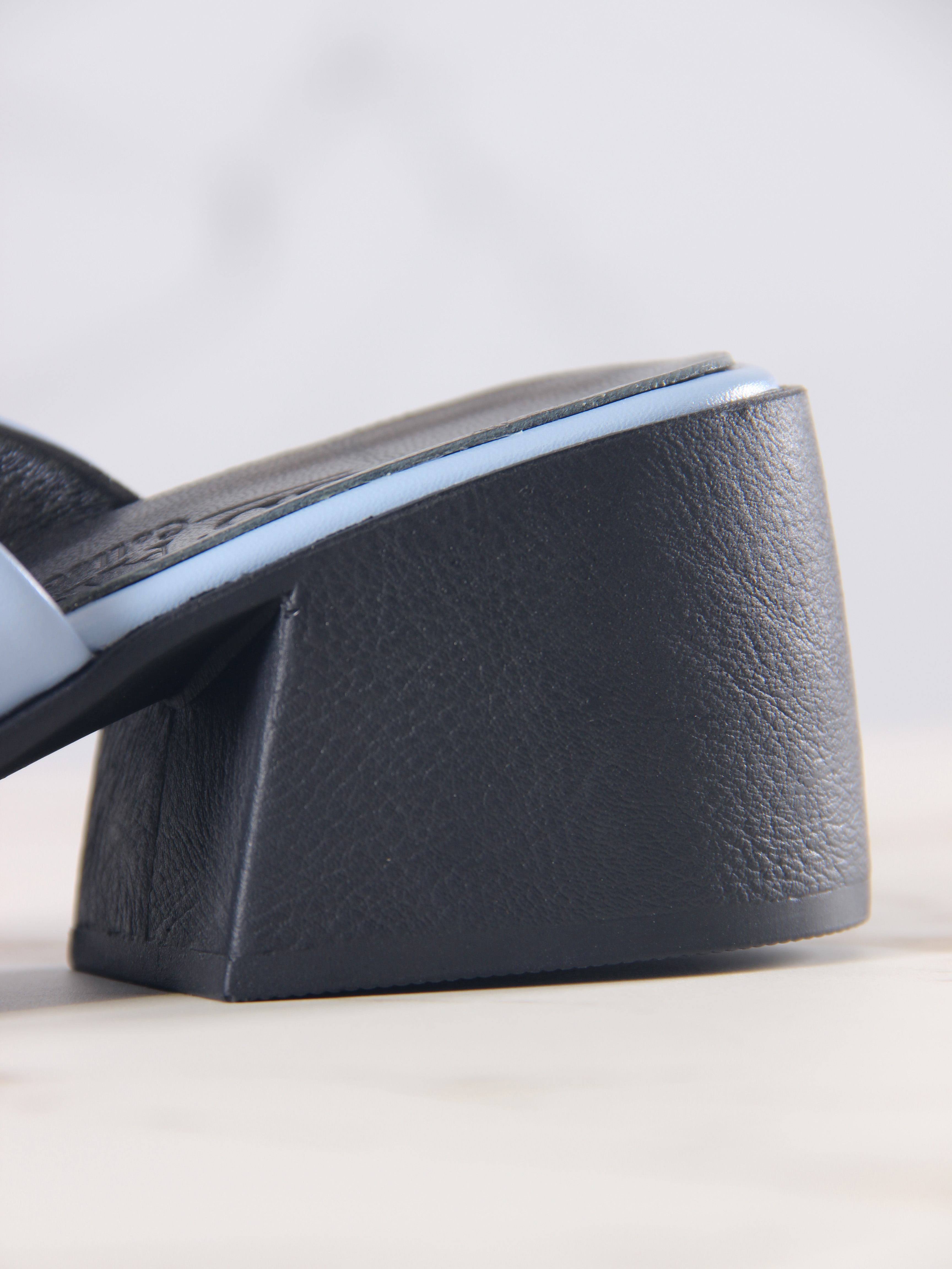 картинка Босоножки ED'ART 4012.23663'bl. Голубая виктория от интернет магазина