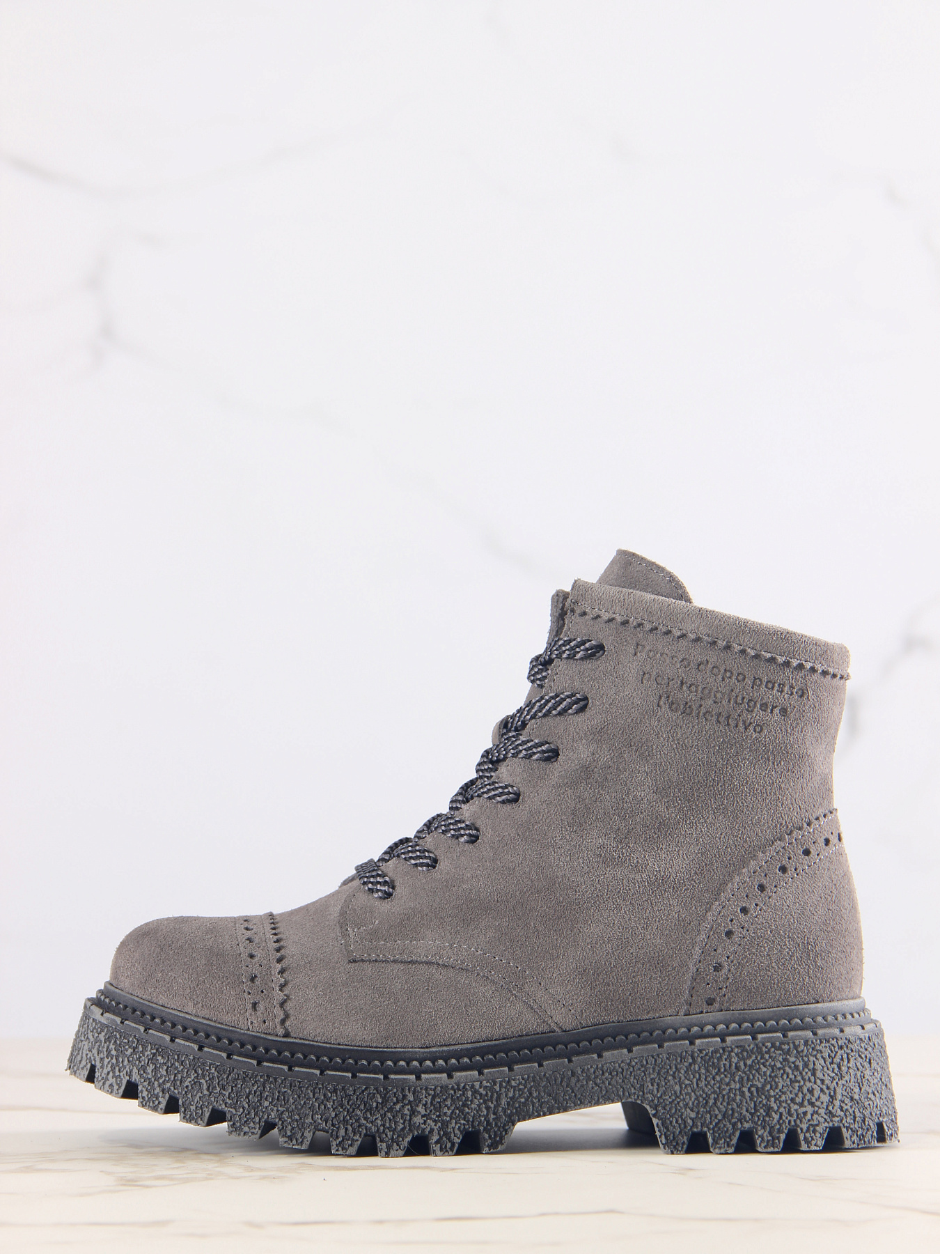 картинка Ботинки ED'ART 319.22511'gr.Серый замок замша от интернет магазина