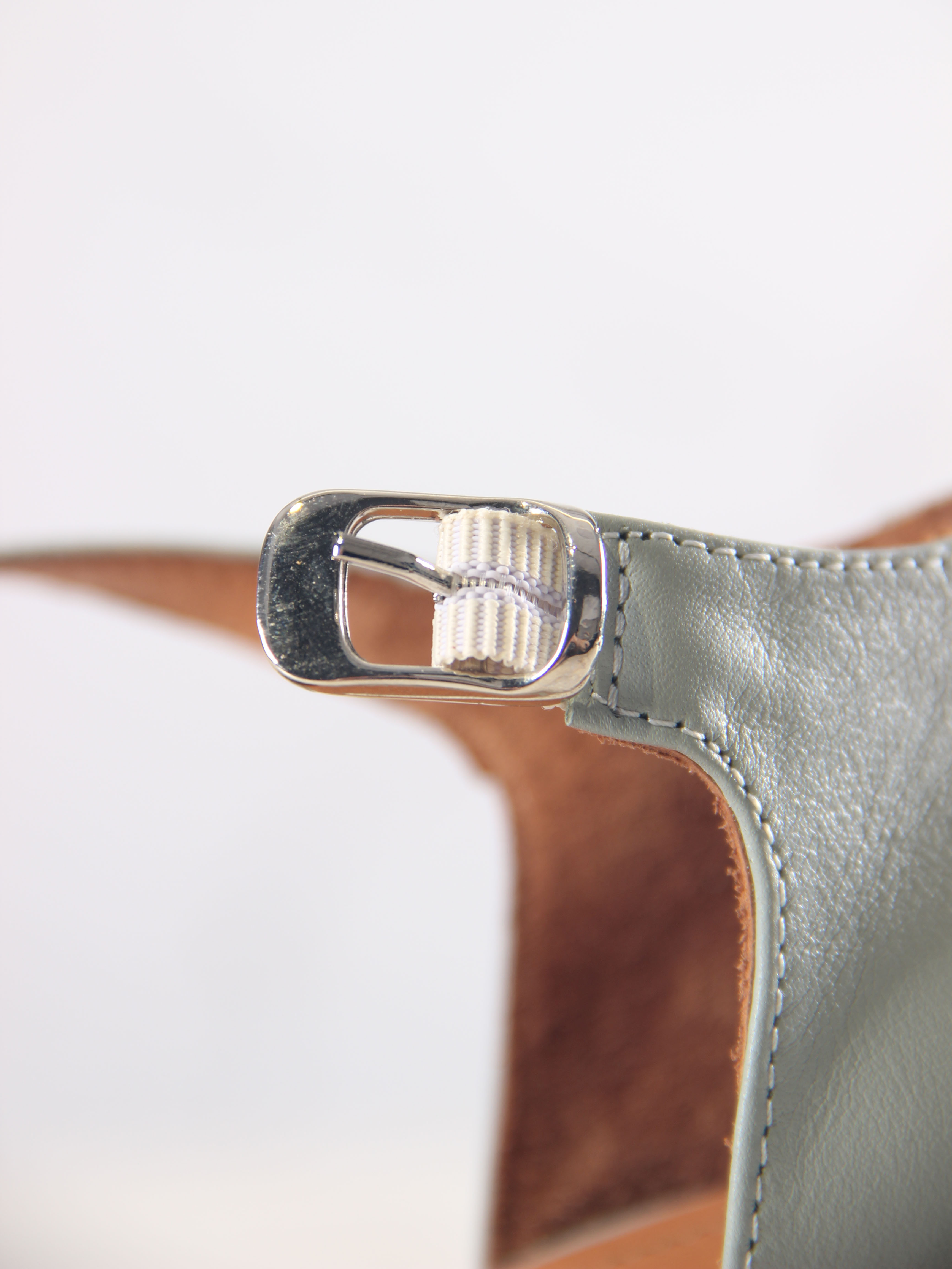 картинка Босоножки ED'ART 5032.23663'be. Авокадо лион +коричневый от интернет магазина