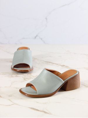 Сабо кожаные зеленые