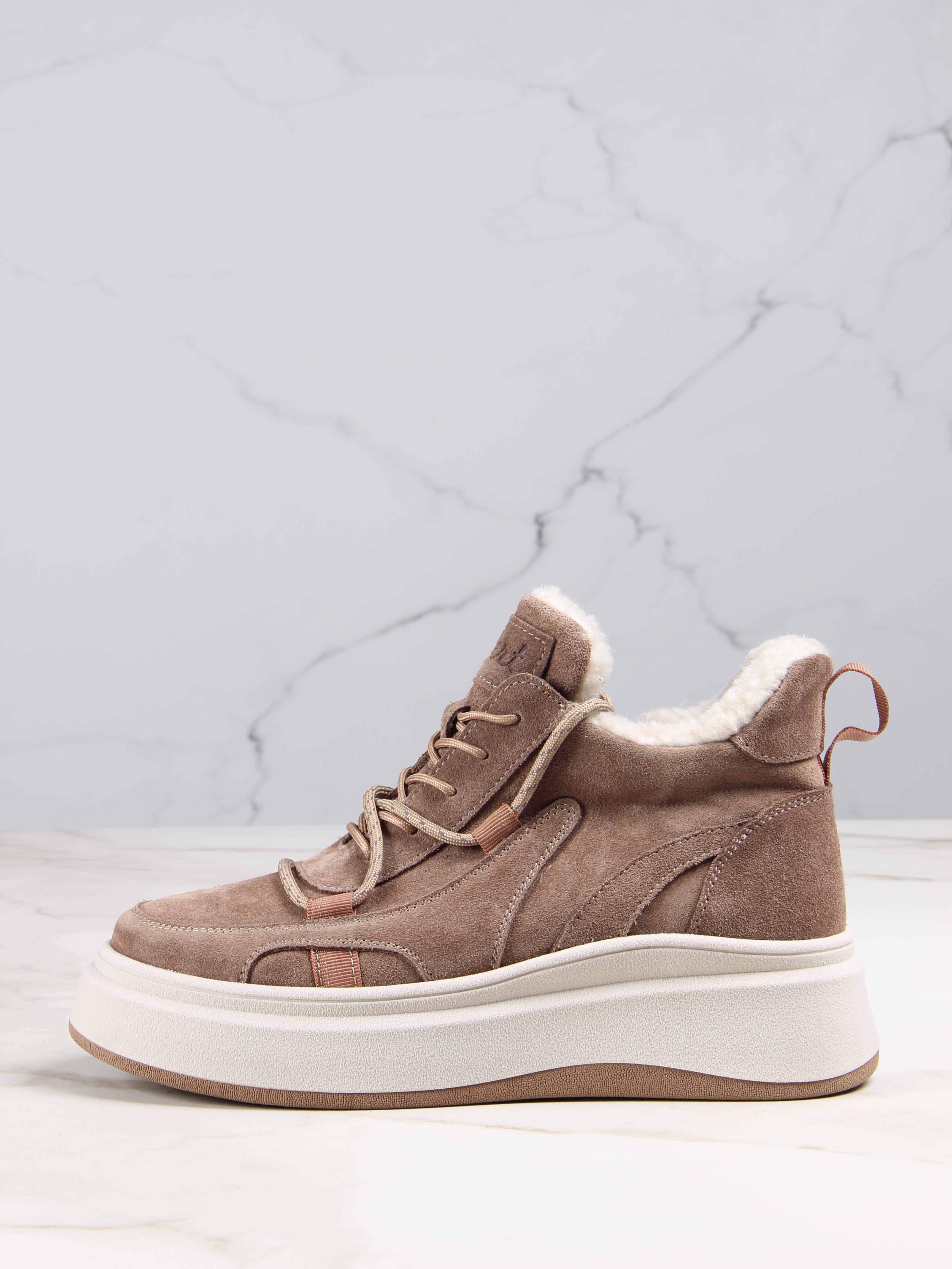 картинка Ботинки ED'ART 229.windy'be. Серо-коричневая замша от интернет магазина