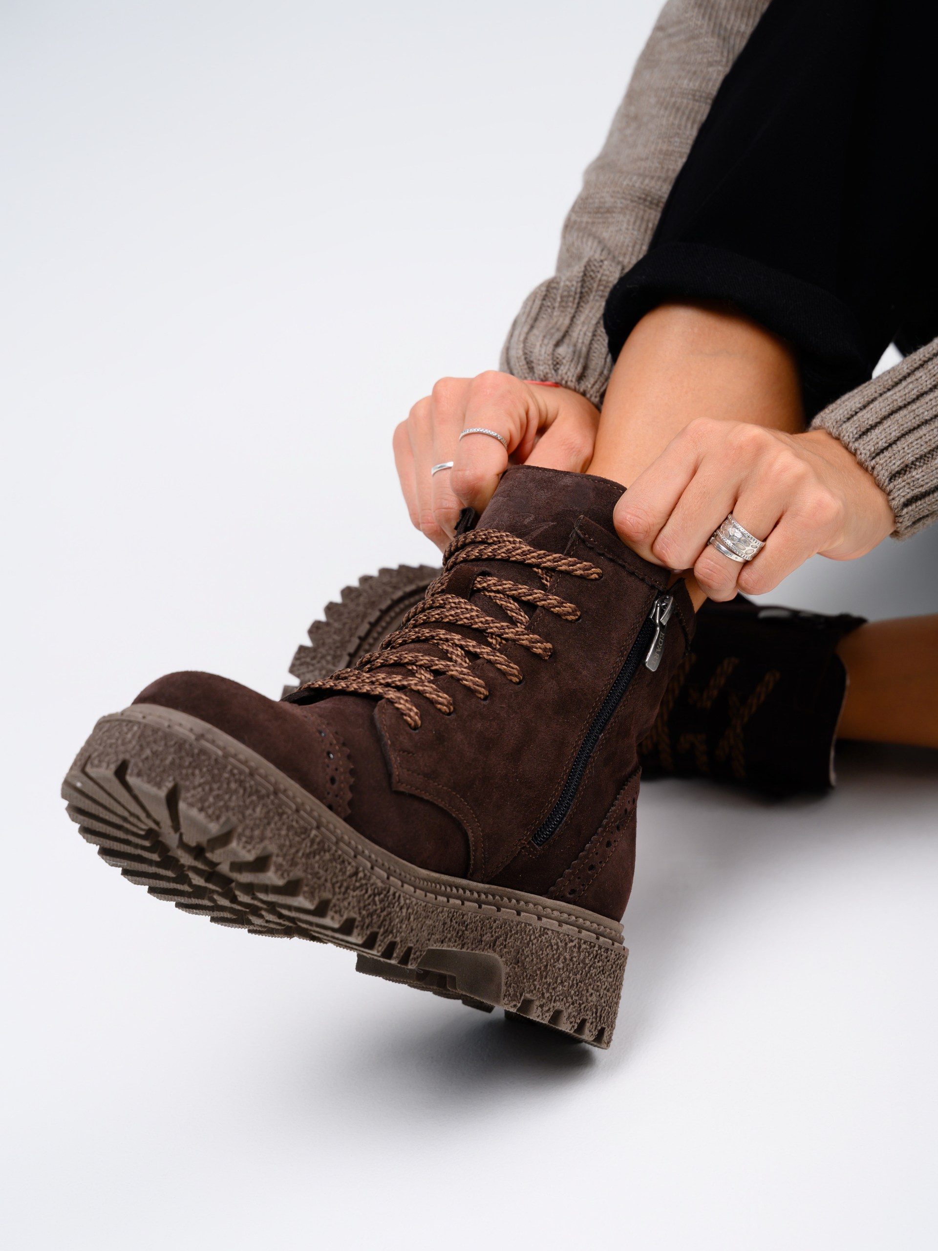 картинка Ботинки ED'ART 319.22511'br. Коричневый замша от интернет магазина