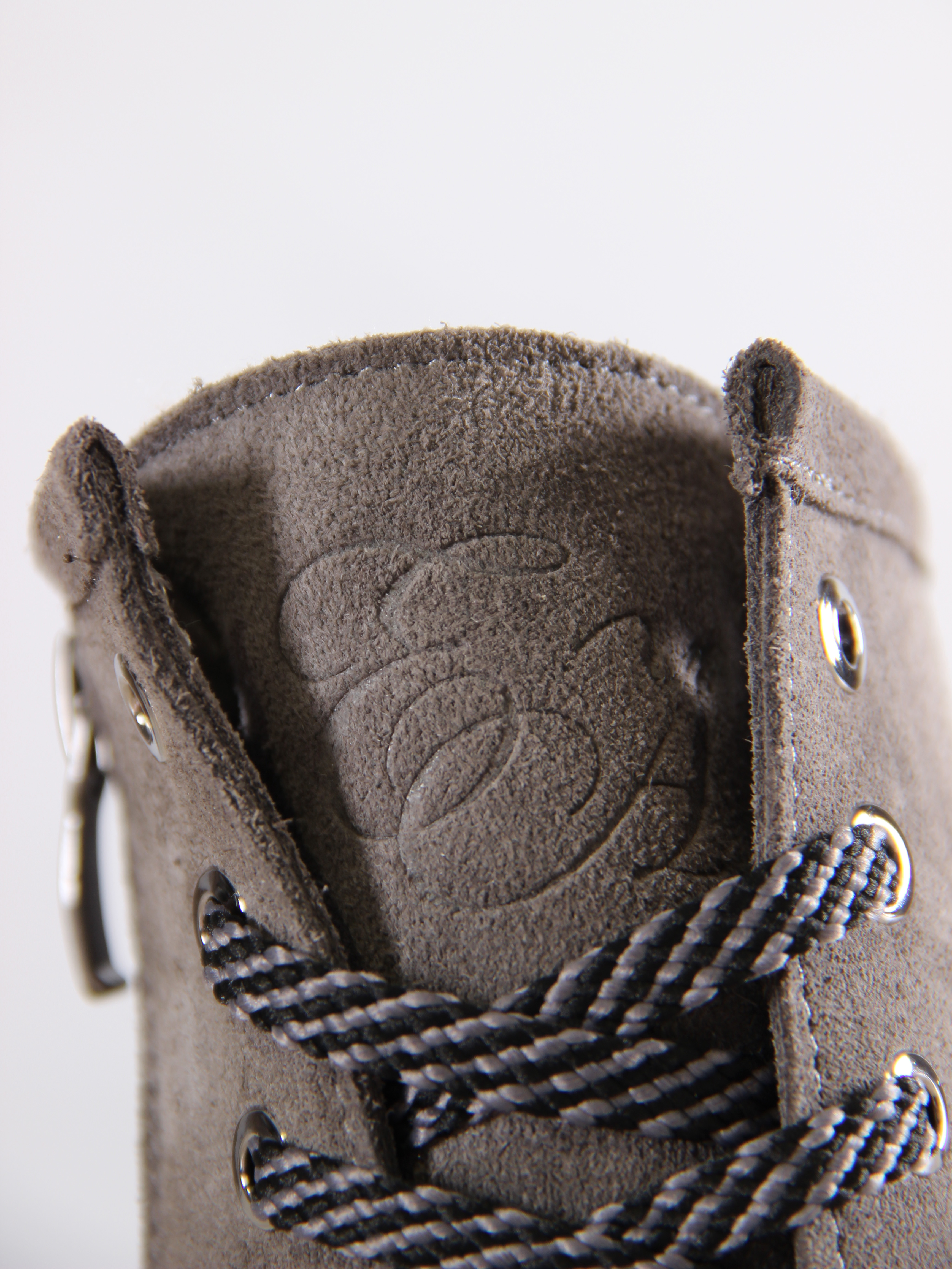 картинка Ботинки ED'ART 327.22511'gr.Серый замок замша от интернет магазина