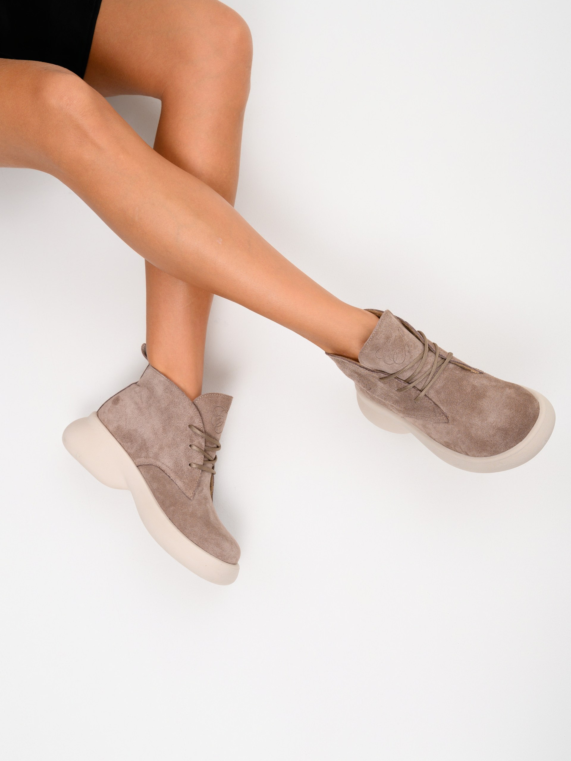 картинка Ботинки ED'ART 308.927'be. капучино замша от интернет магазина